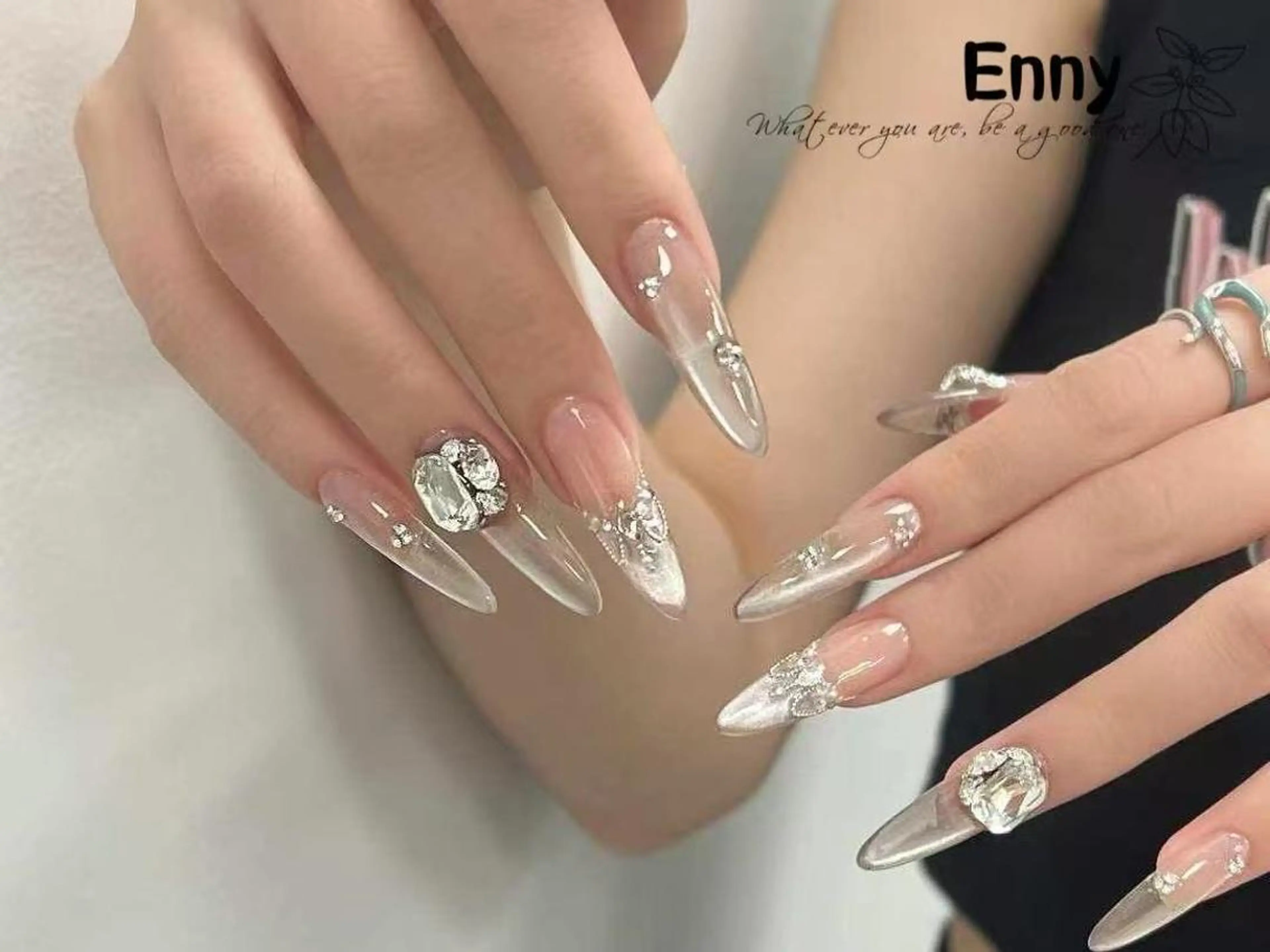 ネイル チークネイル 長さ出し フラッシュネイル フットネイル フレンチネイル Nailsalon Ennyのネイルデザイン