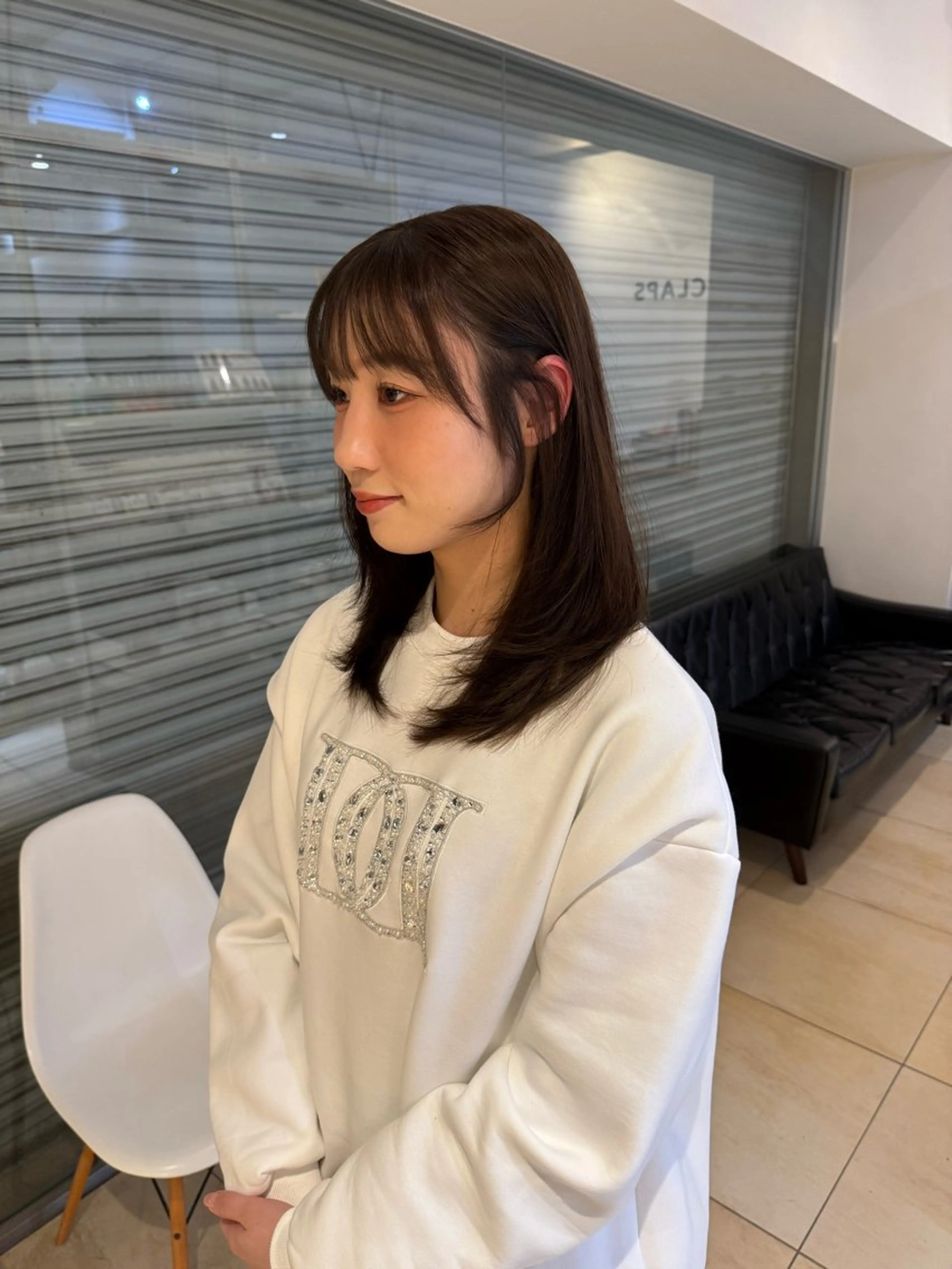 ミディアム すずな【レディース カットモデル募集中】のヘアスタイル