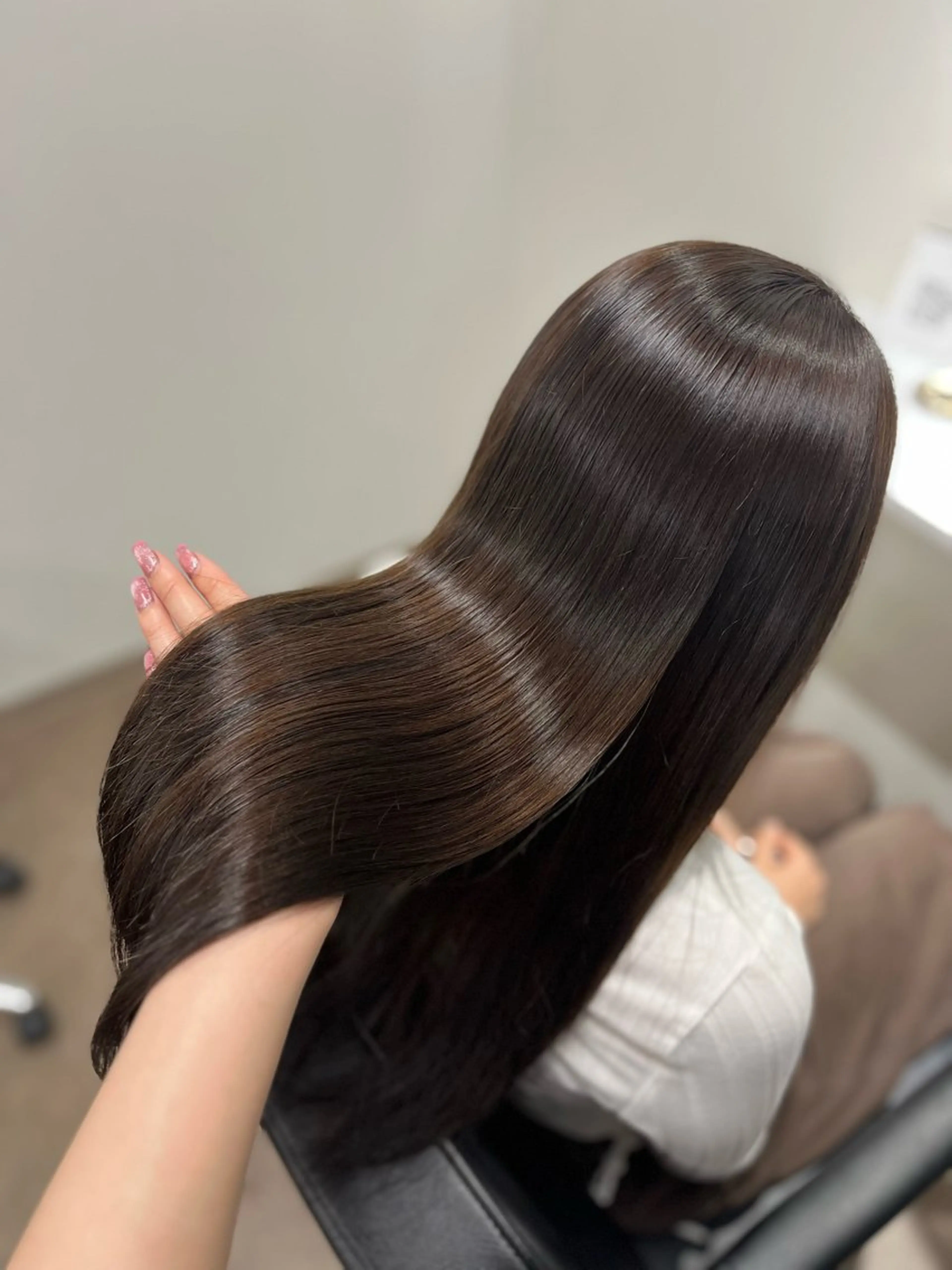 カット ヘアカラー トリートメント 本木下朋花/髪質 改善×ダブルカラーのヘアスタイル