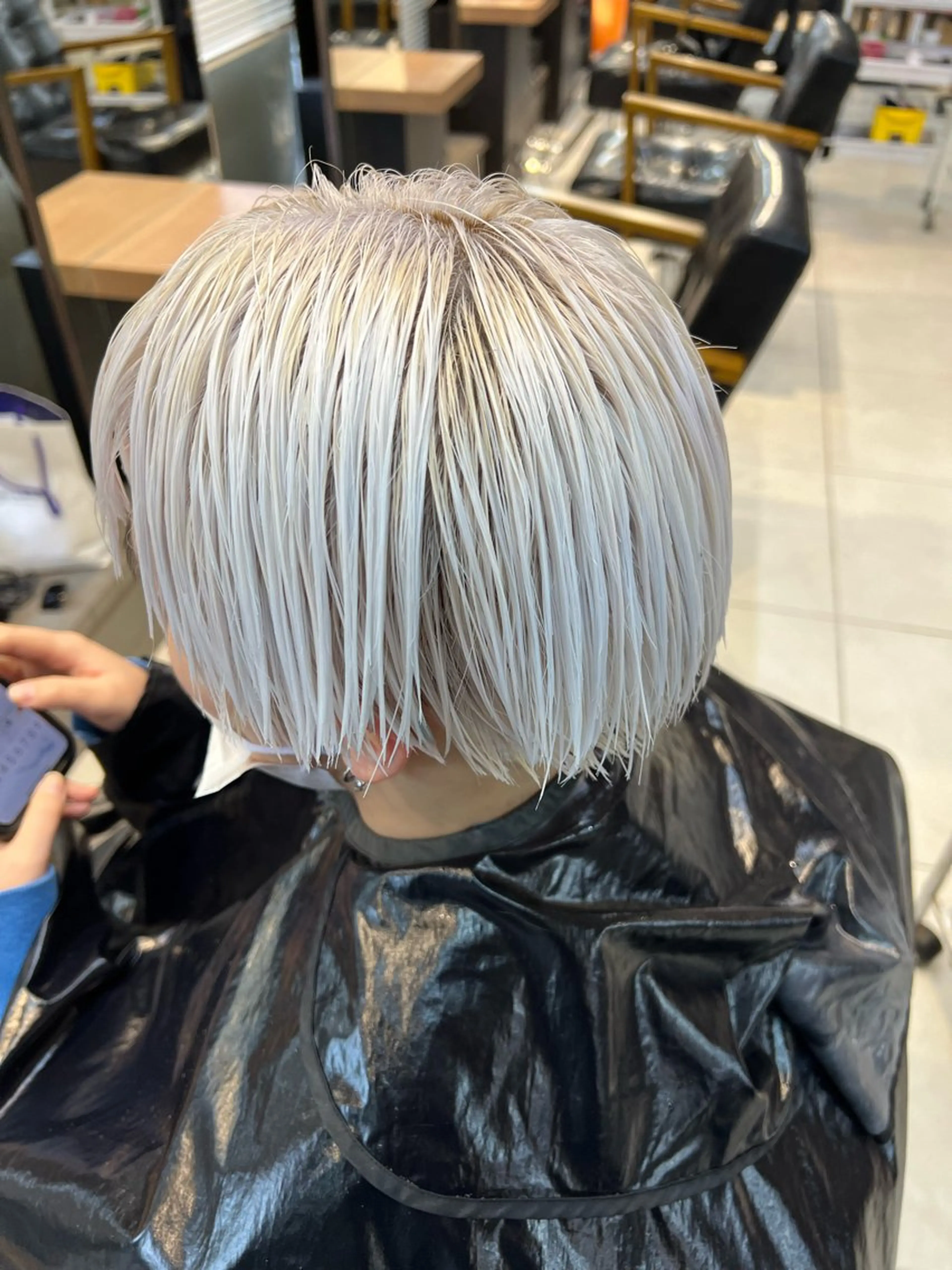 ショート カラー daiki 原宿のヘアスタイル