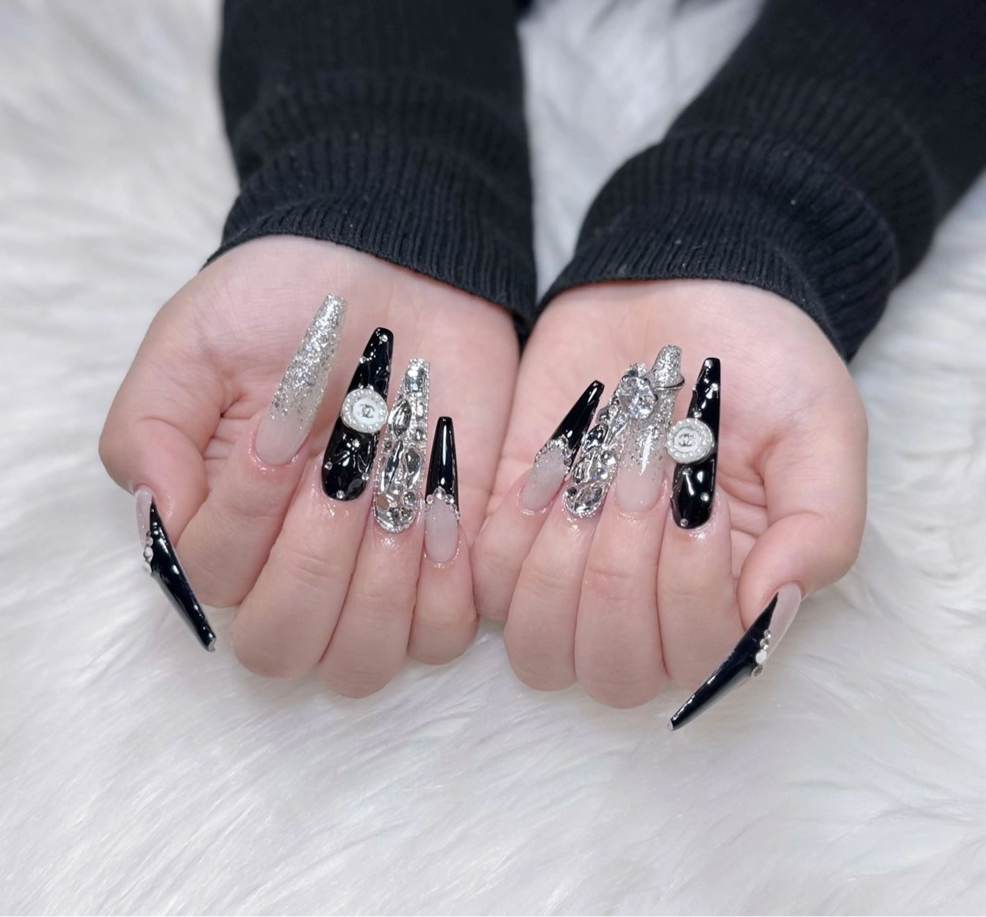 ネイル アートネイル オーロラネイル ジェルネイル 韓国ネイル ロングネイル ハンドネイル Nichi Nailsのネイルデザイン