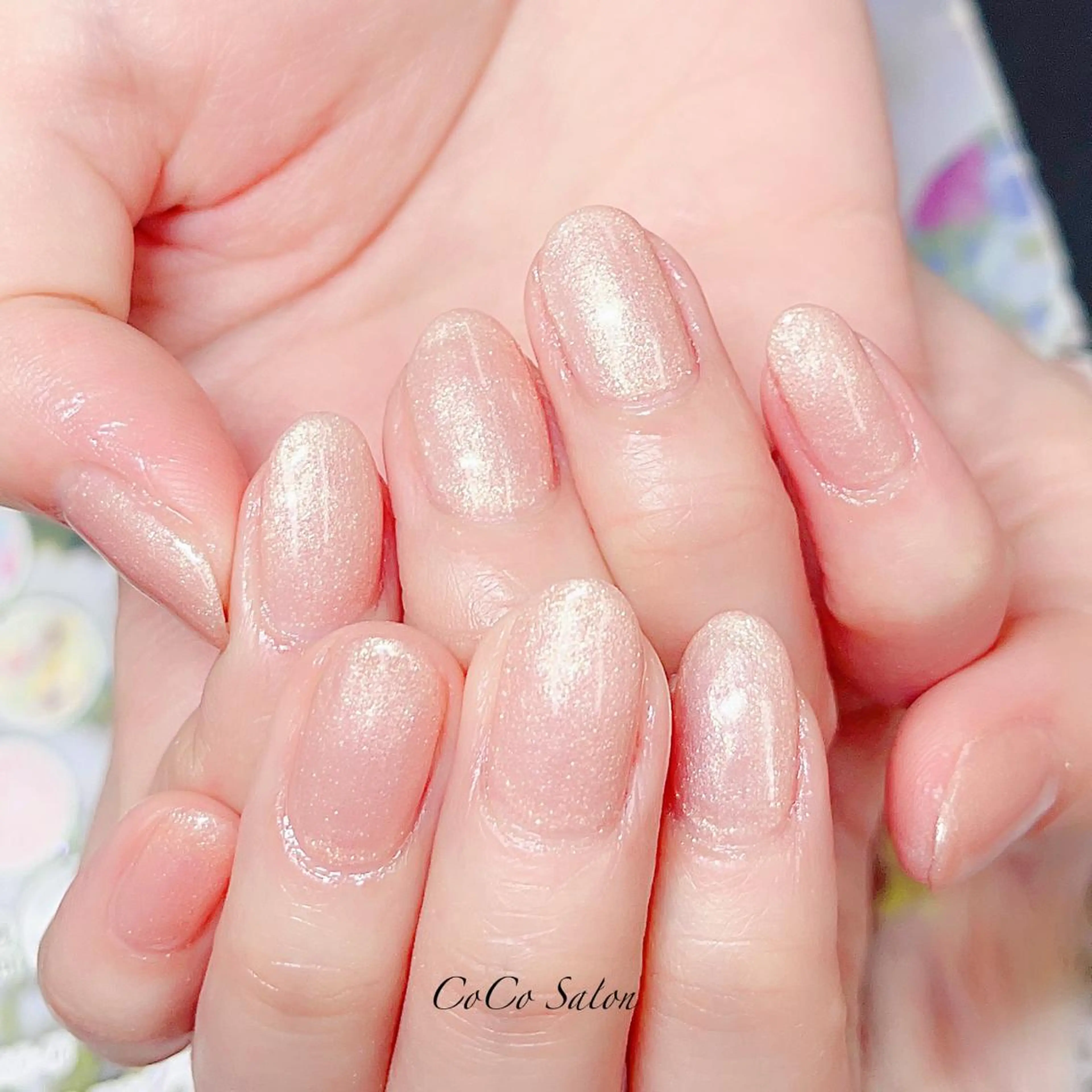 ネイル 長さ出し ジェルネイル キラキラネイル ラメ(グリッター) オフィスネイル ハンドネイル CoCoSalon ネイル/まつ毛予約のネイルデザイン