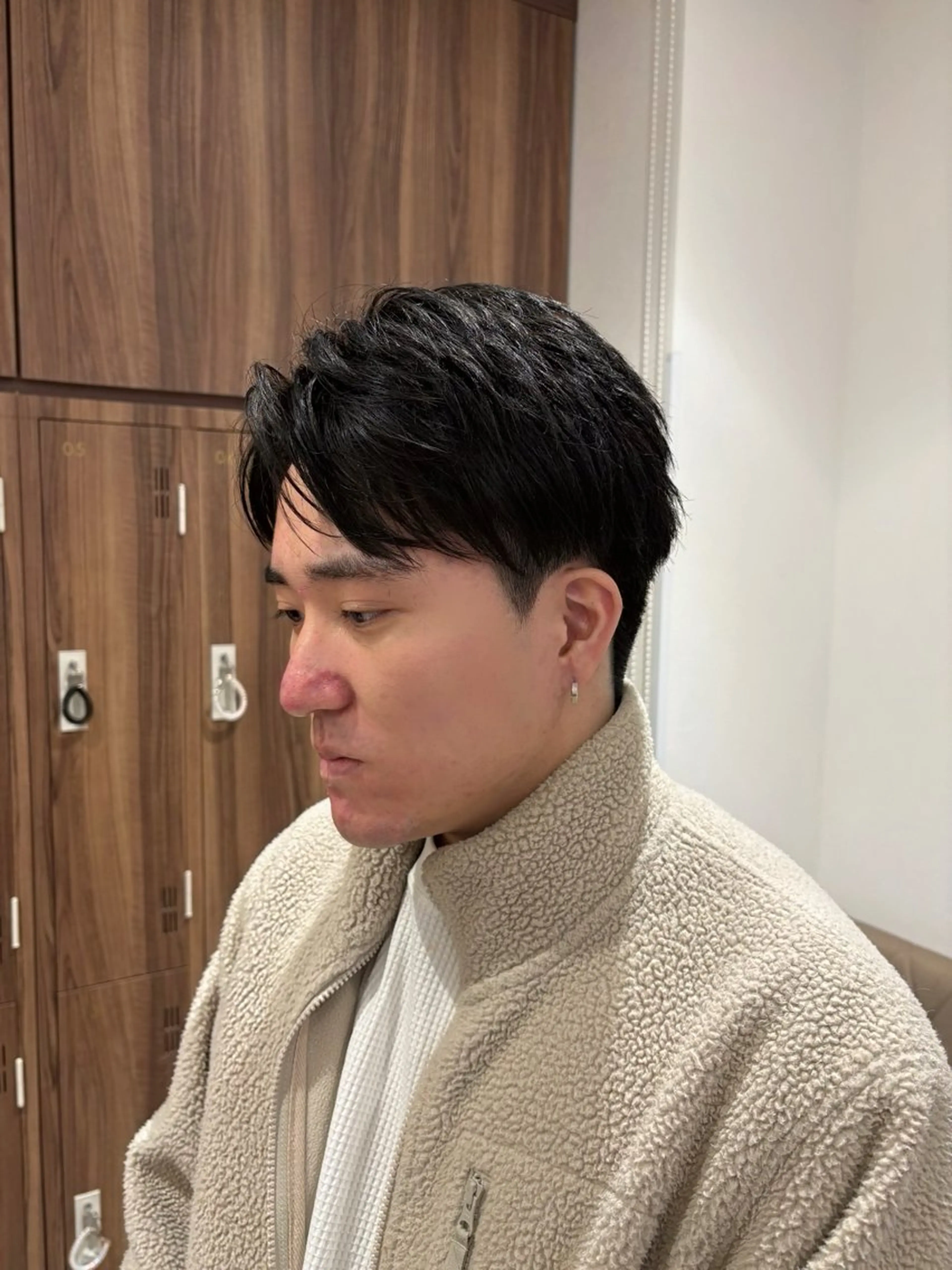 ショート くせ毛 小村 侑生のヘアスタイル