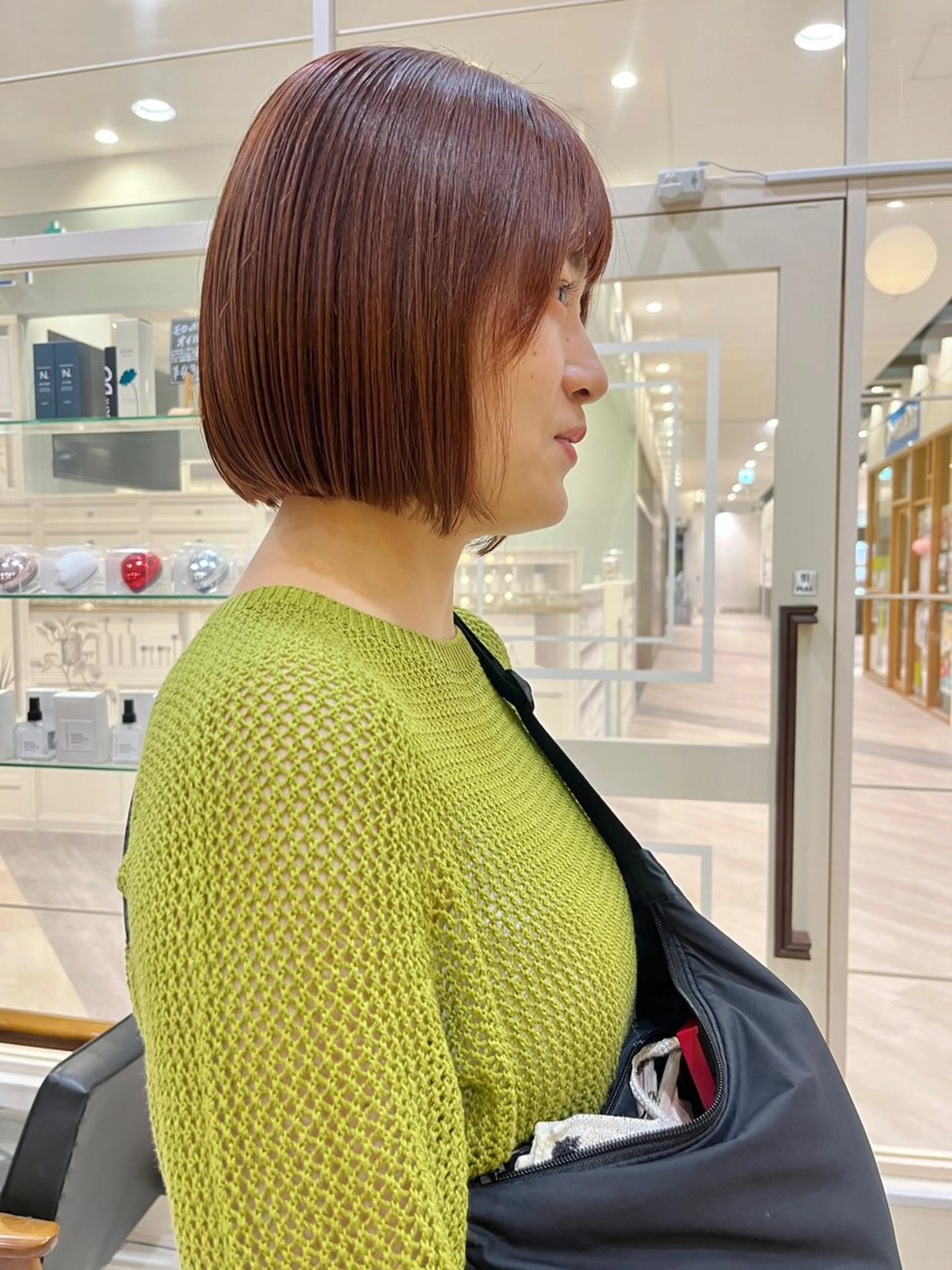 カラー 黒田瀬奈/ボブ まろやかベージュのヘアスタイル