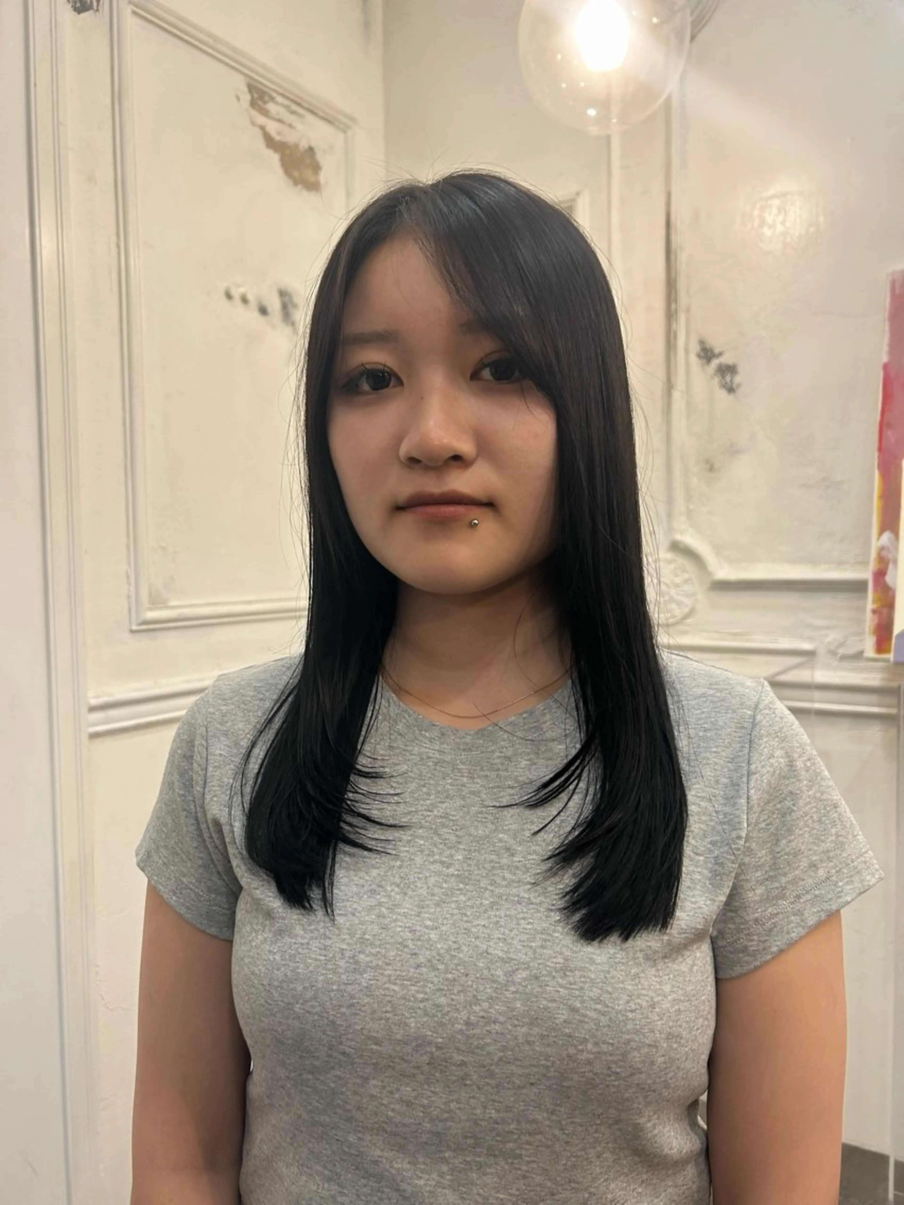 ロング 顔まわりレイヤー レイヤーカット COMEG HEAD 上乃裏所属・宮前 芽衣のヘアスタイル