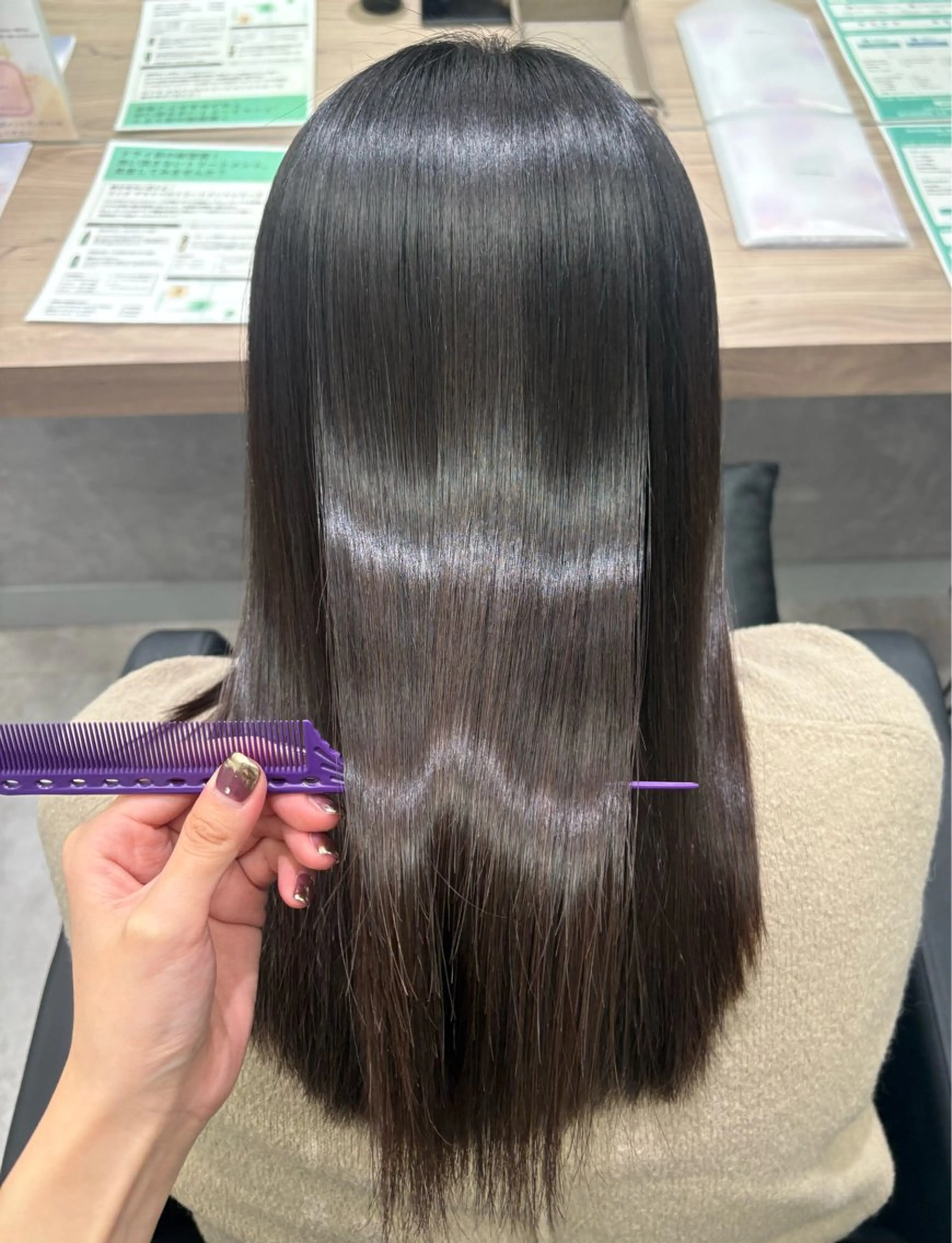 ロング カット トリートメント Nail &Beauty by UNO伊勢原所属・COCO .のヘアスタイル