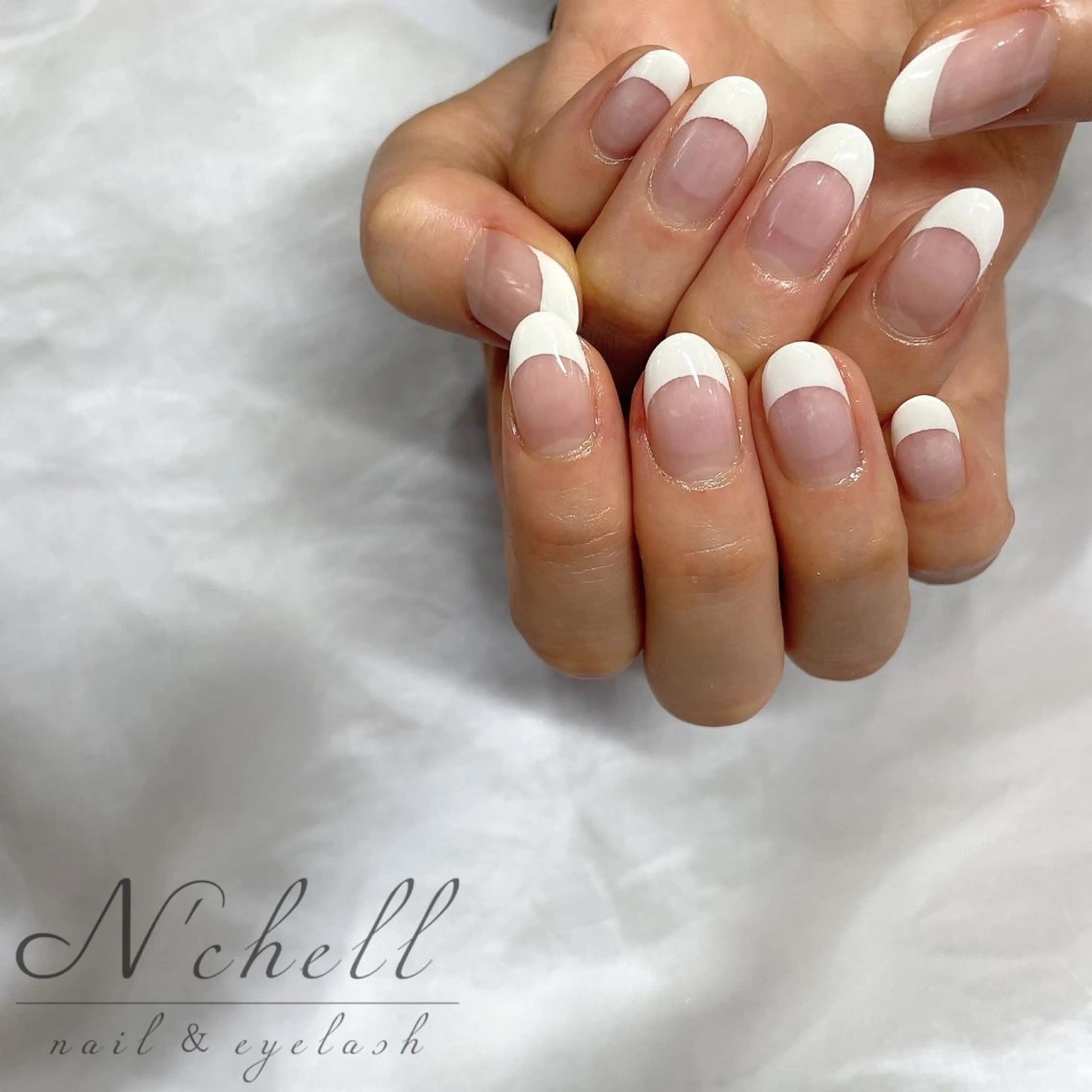 💜フレンチネイル💜【オフなし】の写真