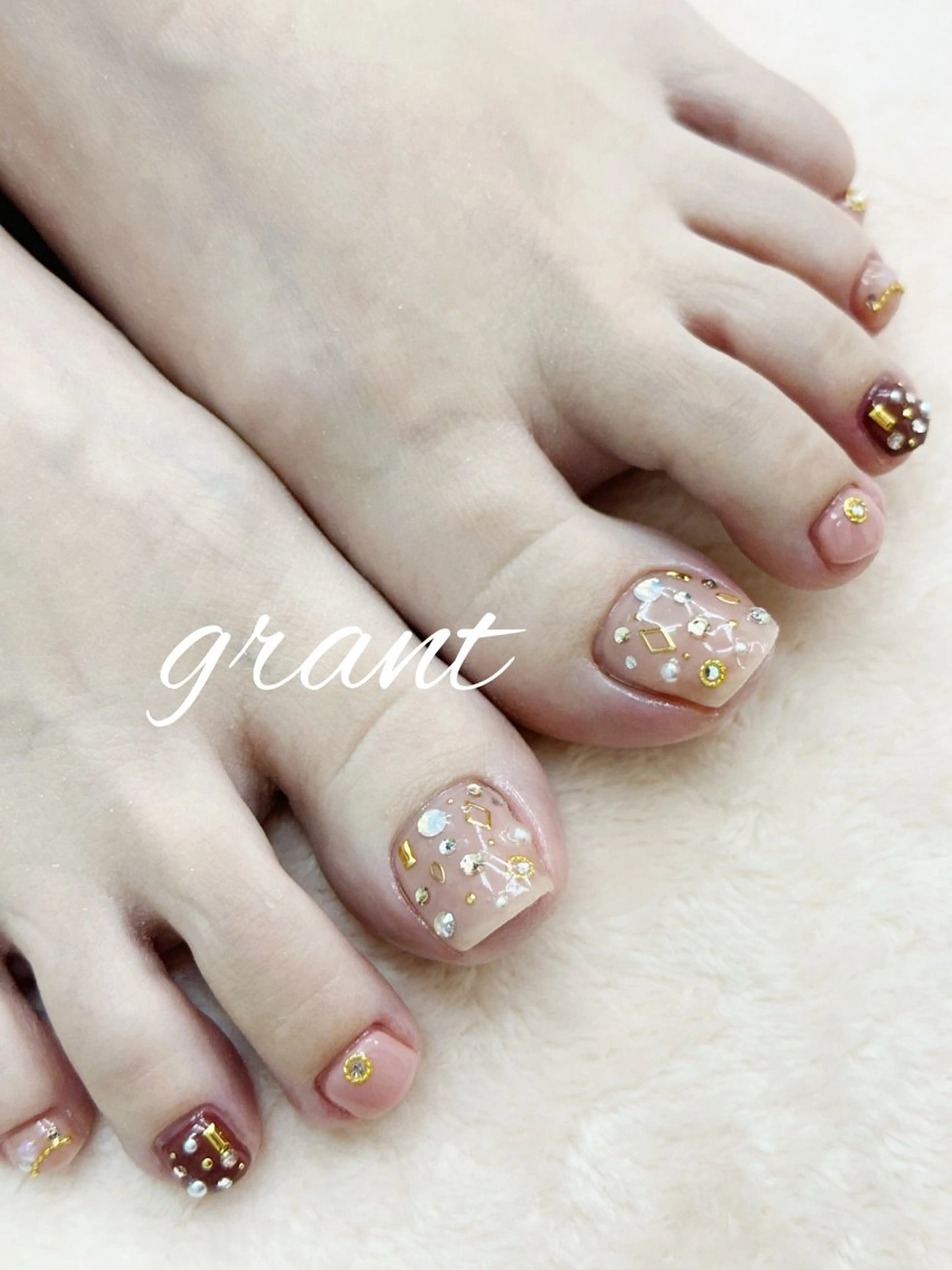 付け替えオフ有り　フットネイル10本アートの写真