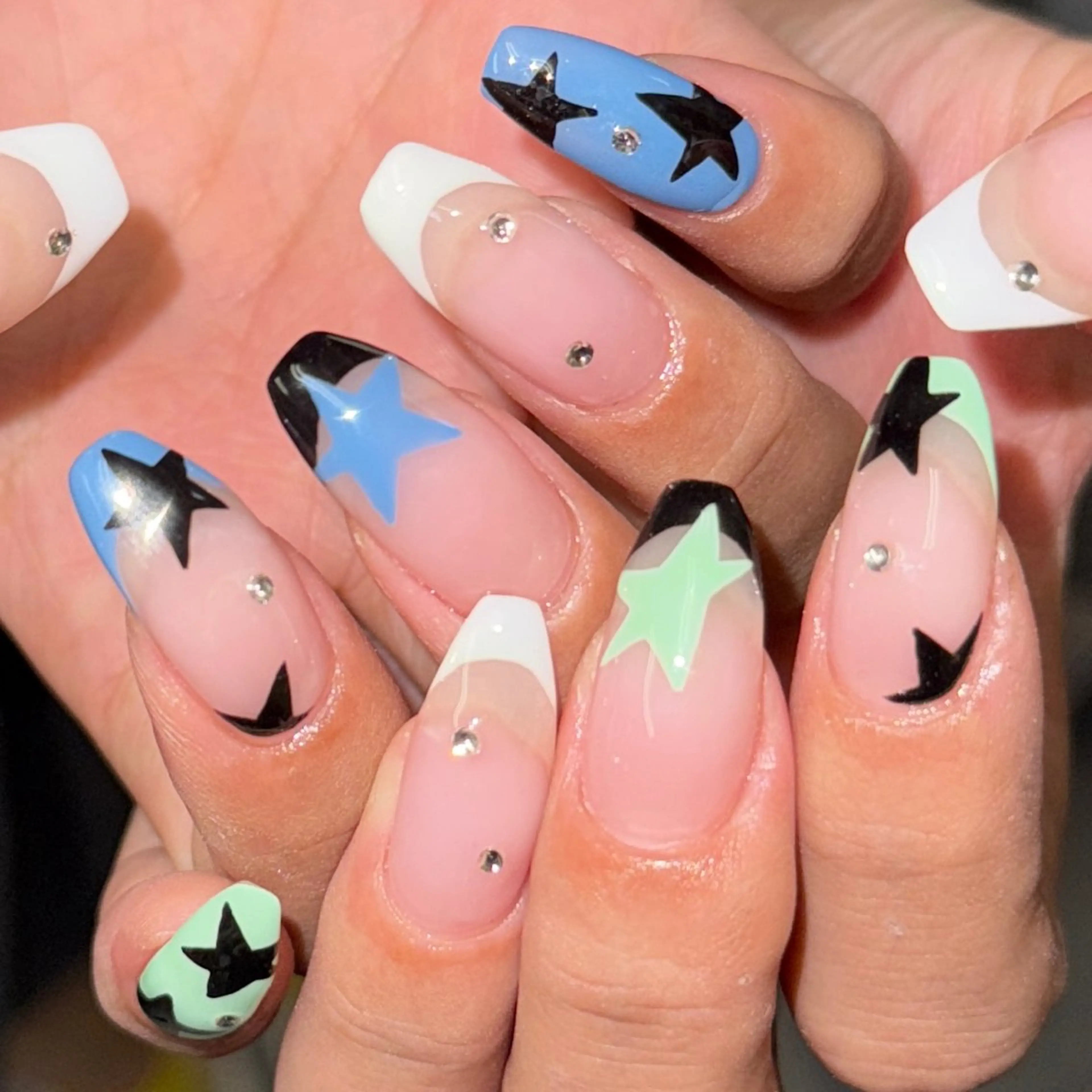 ネイル ハンドネイル niconail 千歳烏山店所属・niconail 🧣ayu 📍烏山のネイルデザイン