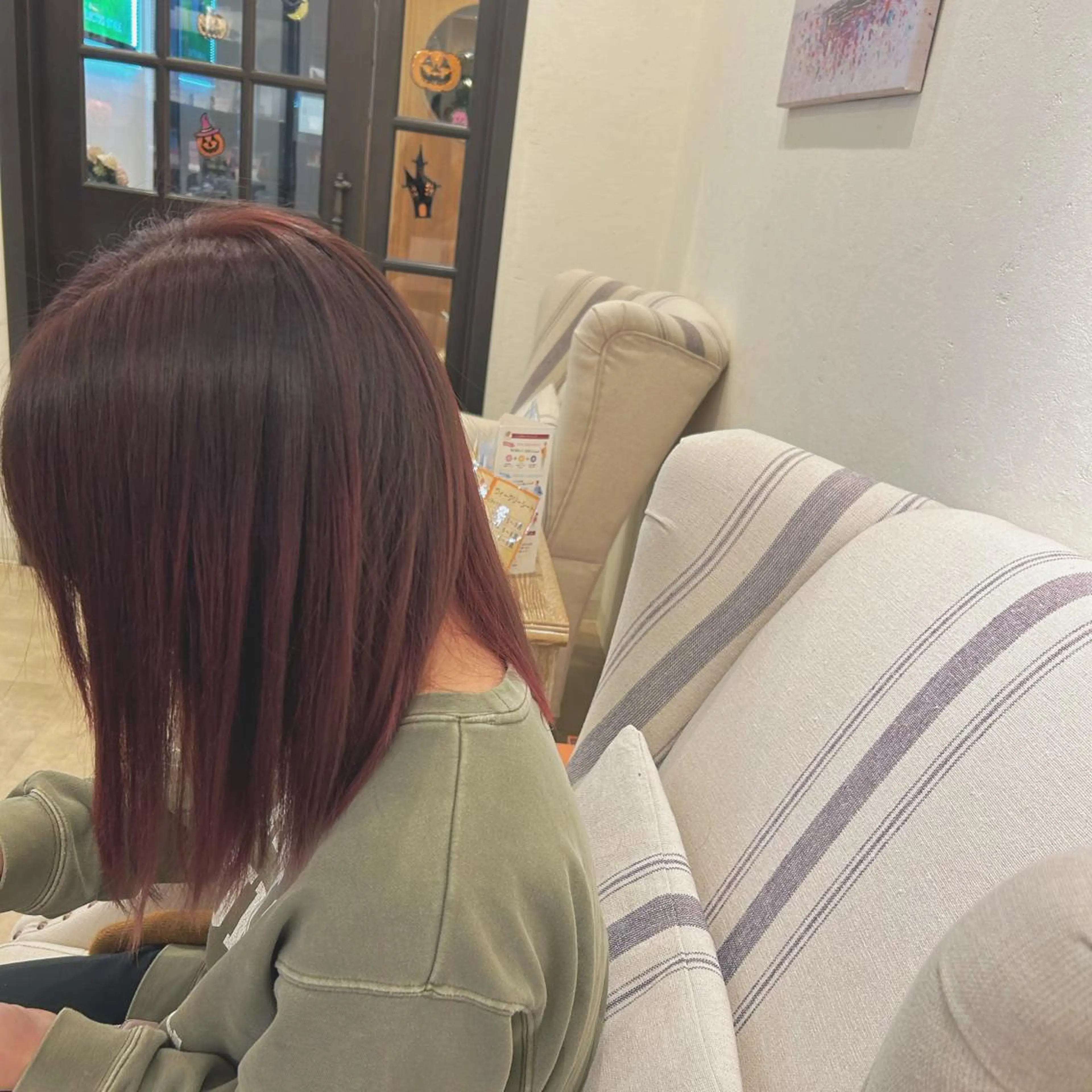 カラー SENA Rimのヘアスタイル