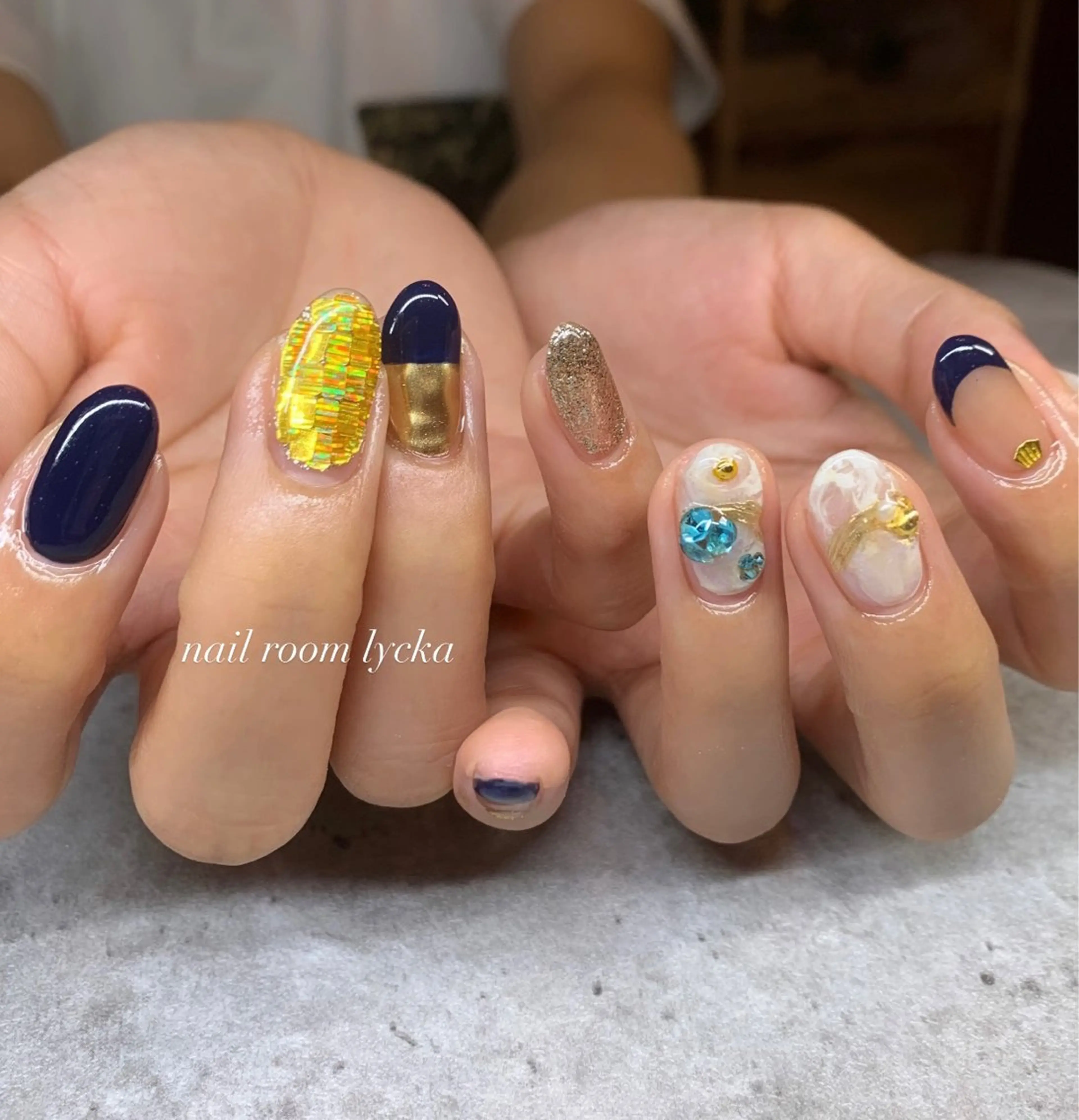 ネイル ﾈｲﾙﾙｰﾑﾘｯｶ 𝐦𝐚𝐲𝐮のネイルデザイン