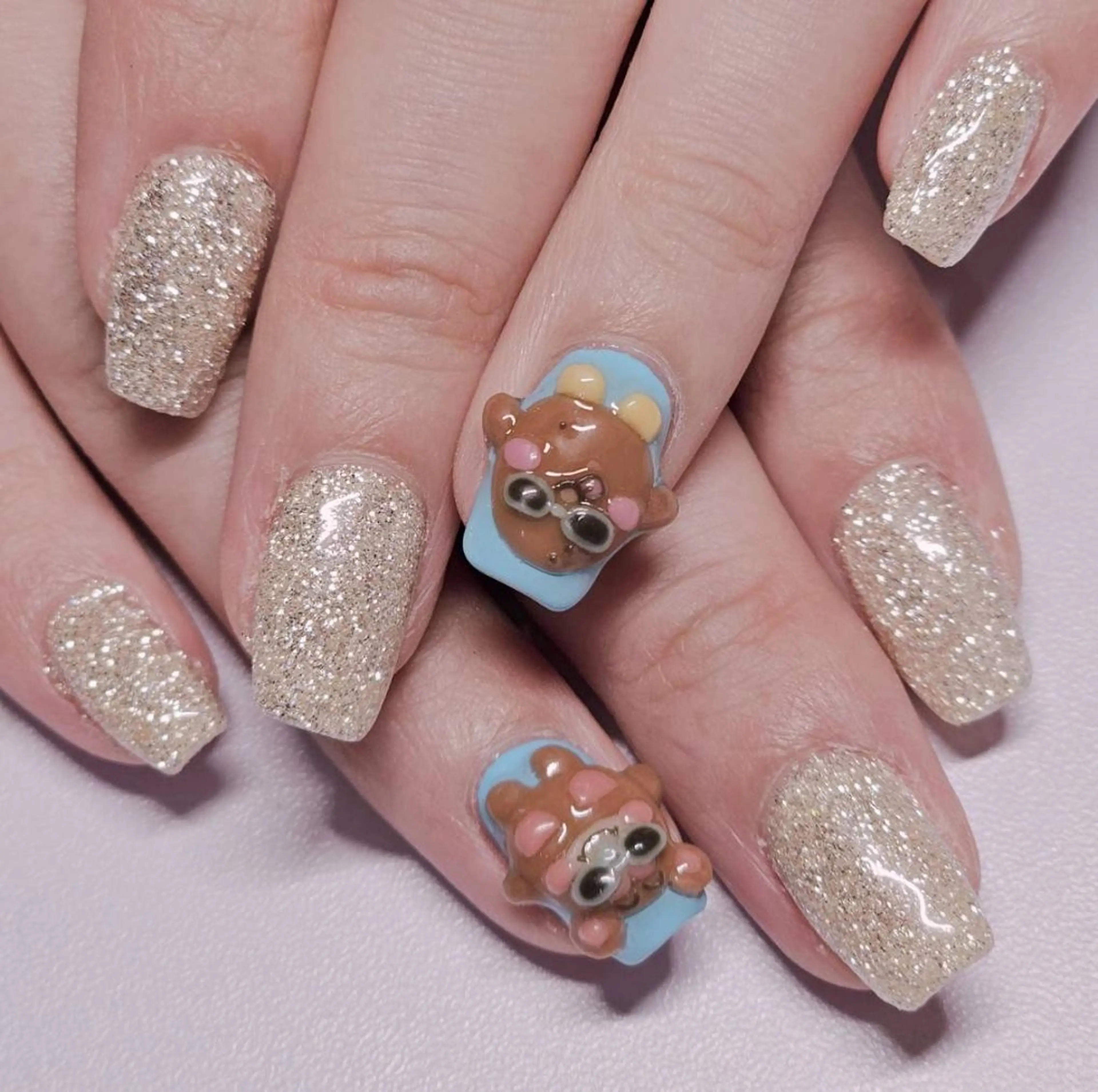 ネイル アートネイル ブルー ラメ(グリッター) パステルネイル シルバー ハンドネイル よしだ ひろきのネイルデザイン