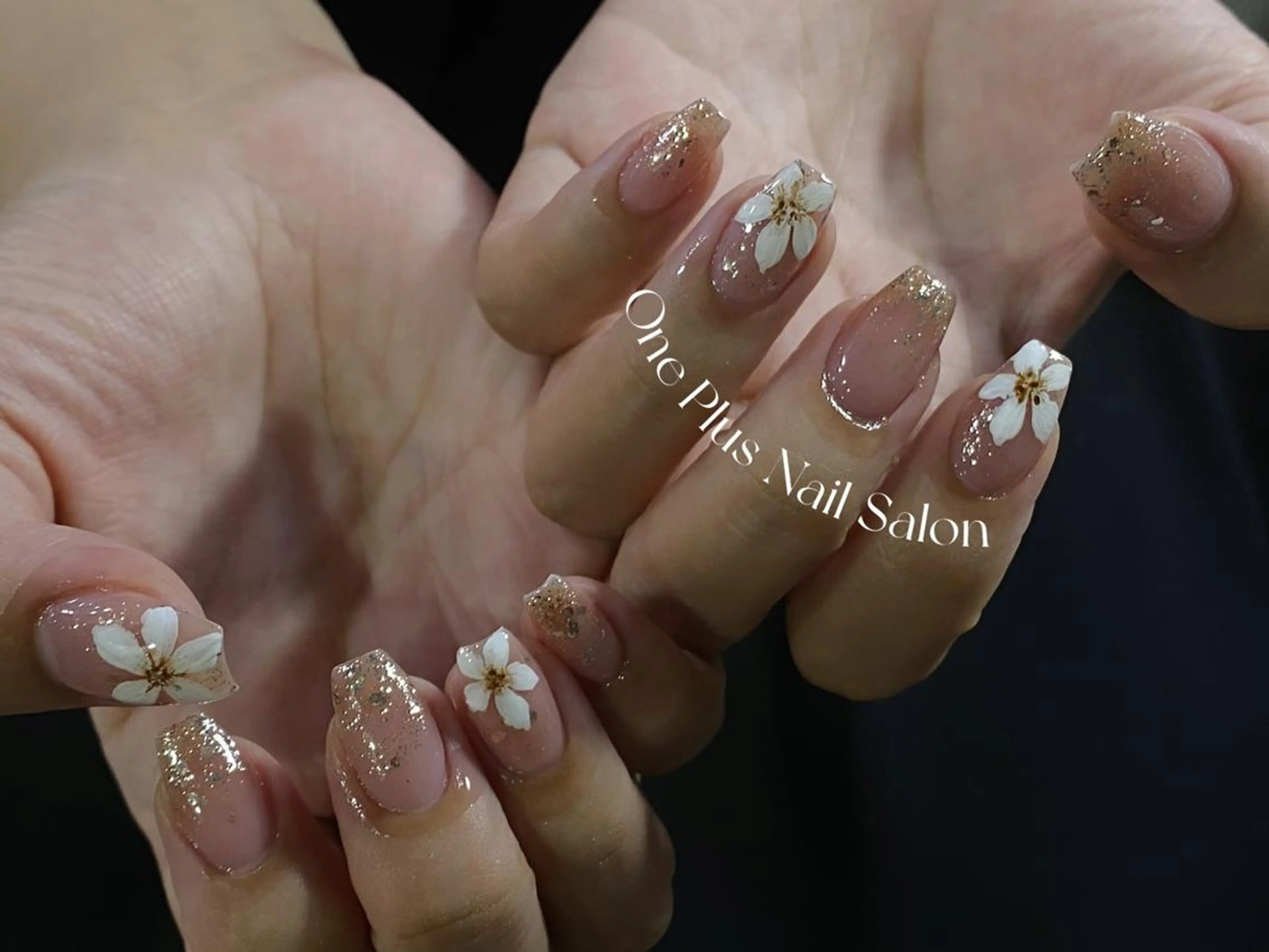 ネイル ガーリー ハート キラキラネイル 韓国ネイル ロングネイル One Plus キキのネイルデザイン