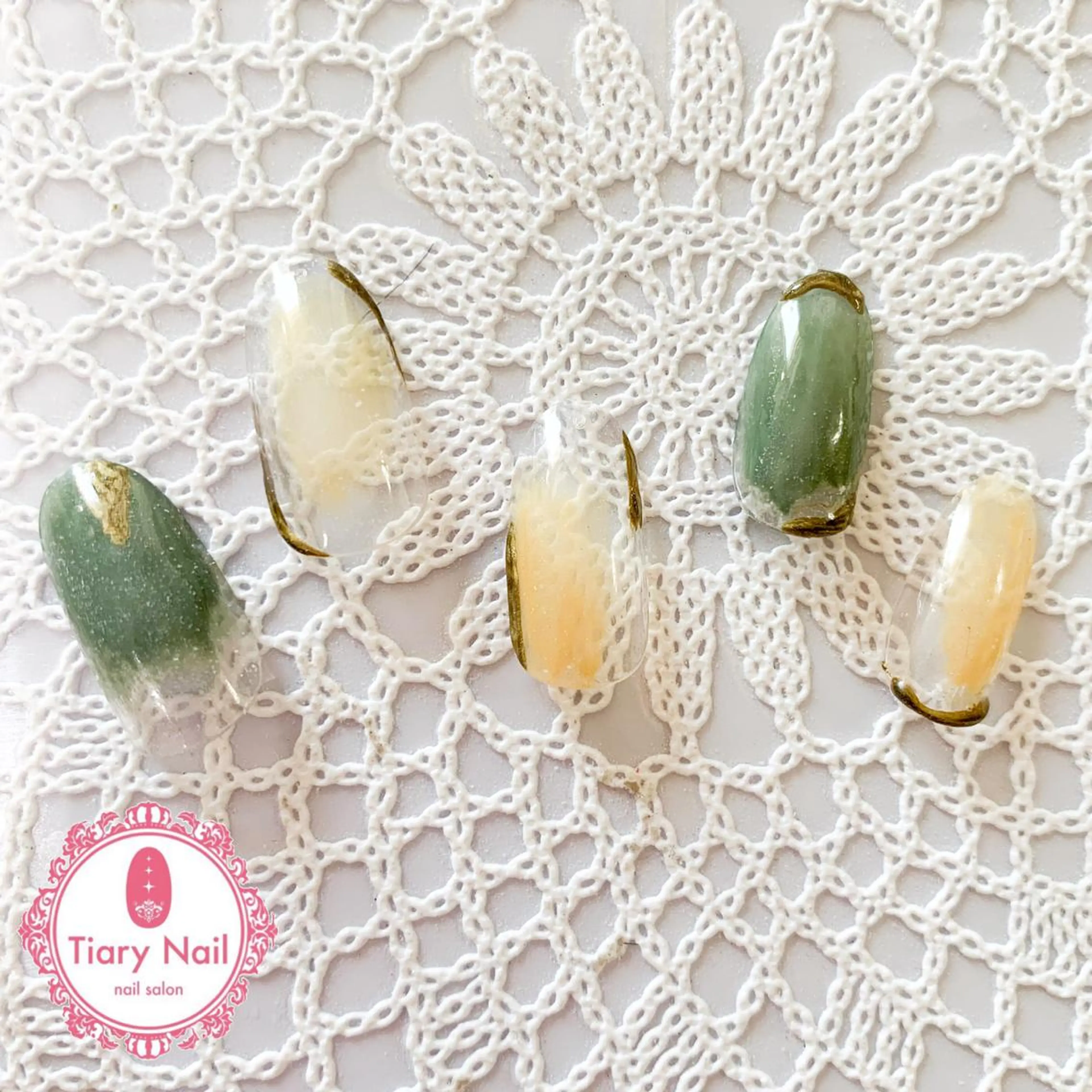 ネイル tiarynail K Kのネイルデザイン