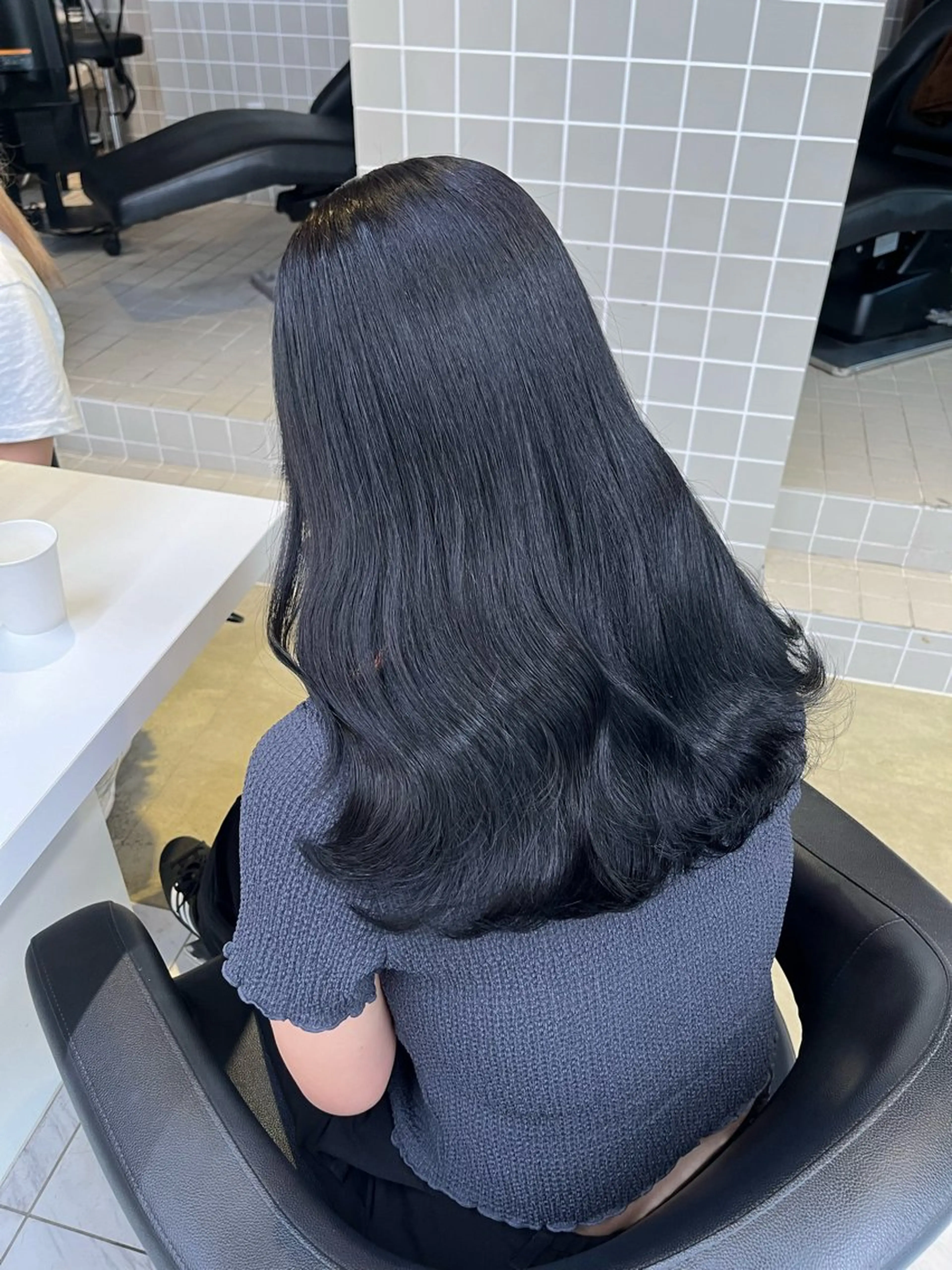 ロング ヘアカラー トリートメント ヘッドスパ ヘアセット 寒色＆ブリーチ特化 寒色MiOのヘアスタイル