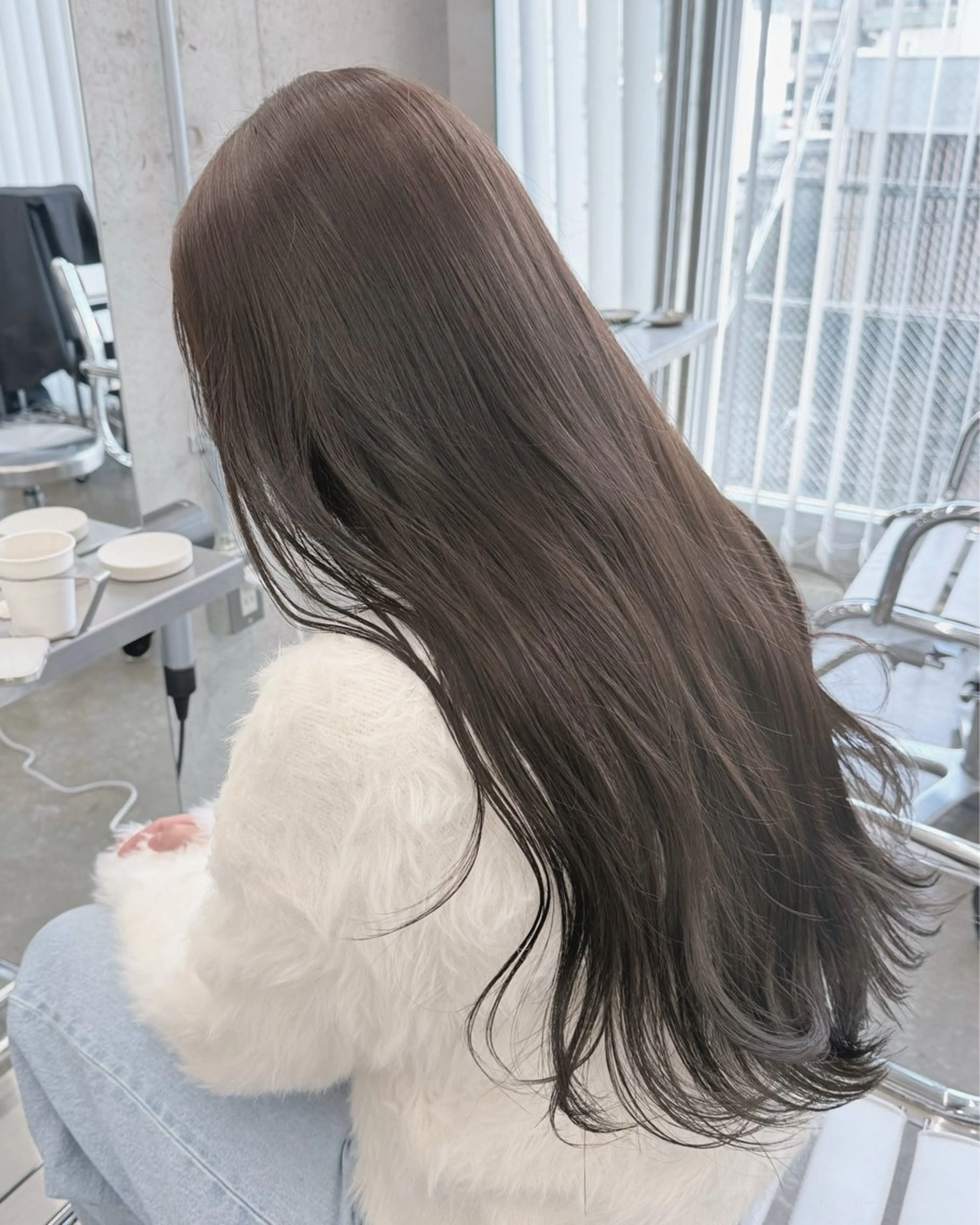 ロング カラー ダブルカラー グレージュ カット ヘアカラー トリートメント 高橋大樹/グレージュ 透明感/髪質改善のヘアスタイル