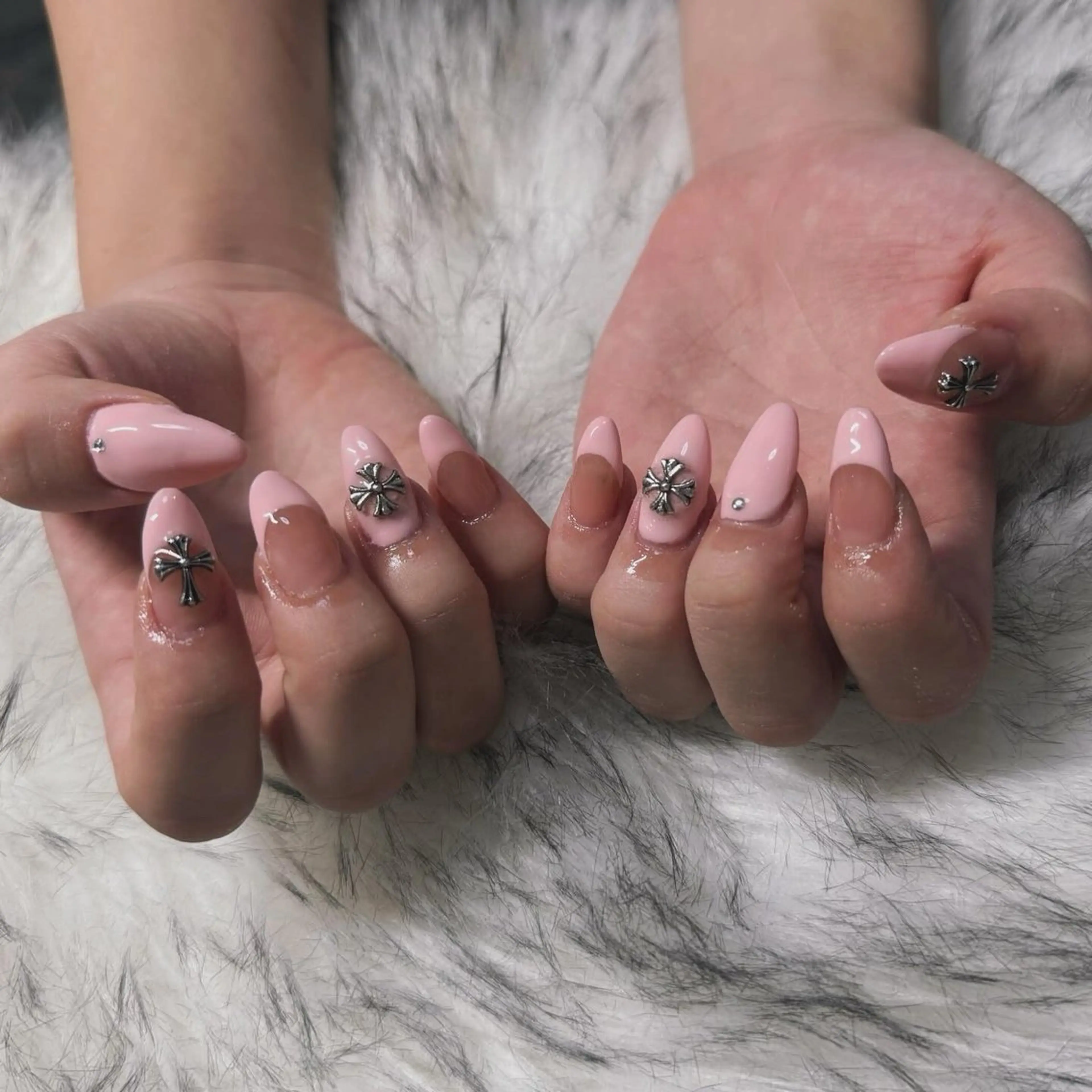 ロング ハンドネイル mao .のネイルデザイン