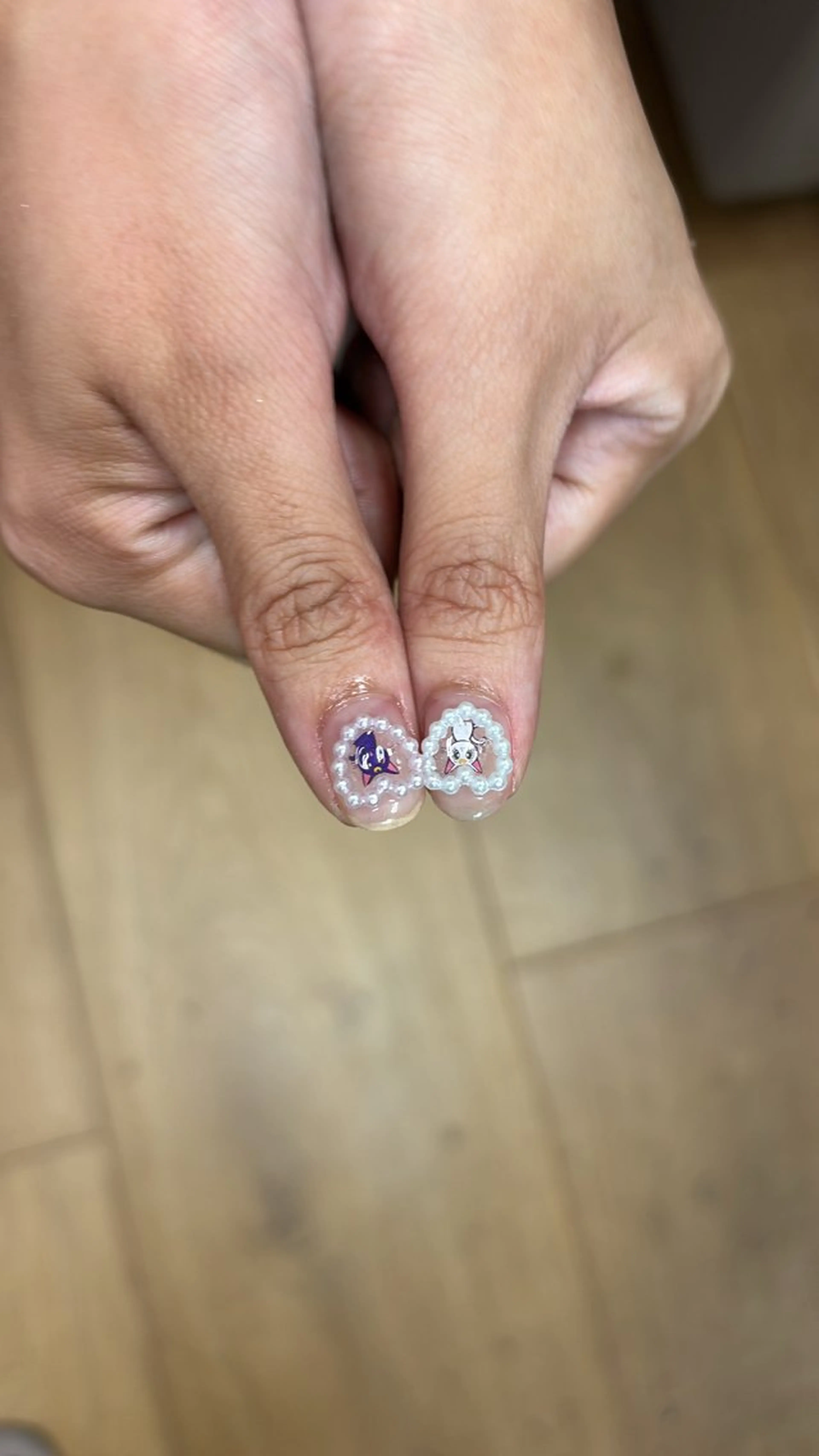 ネイル nailsalon　hue所属・小山 羽奈のネイルデザイン