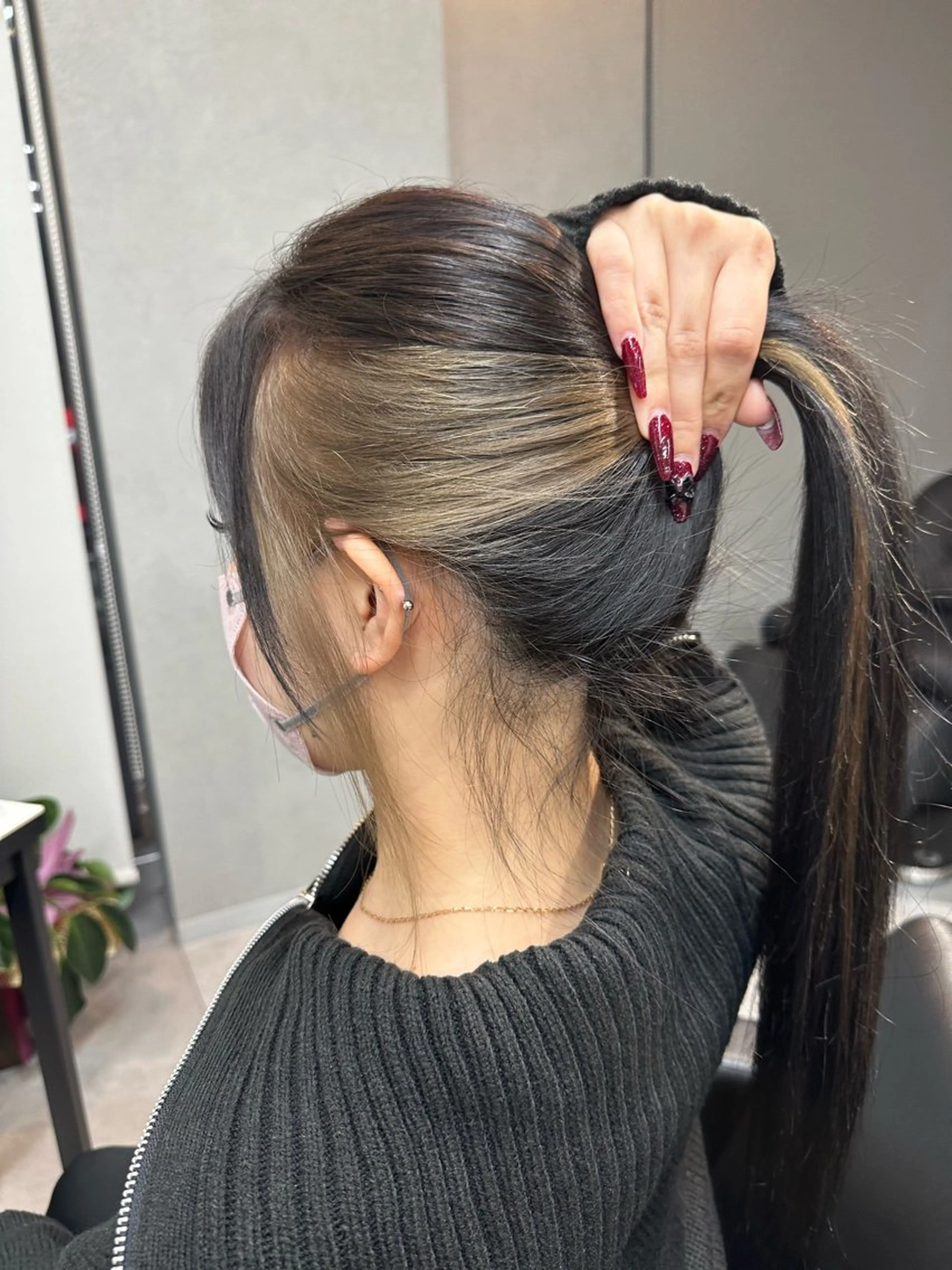 ロング りおん レイヤー/ベージュのヘアスタイル