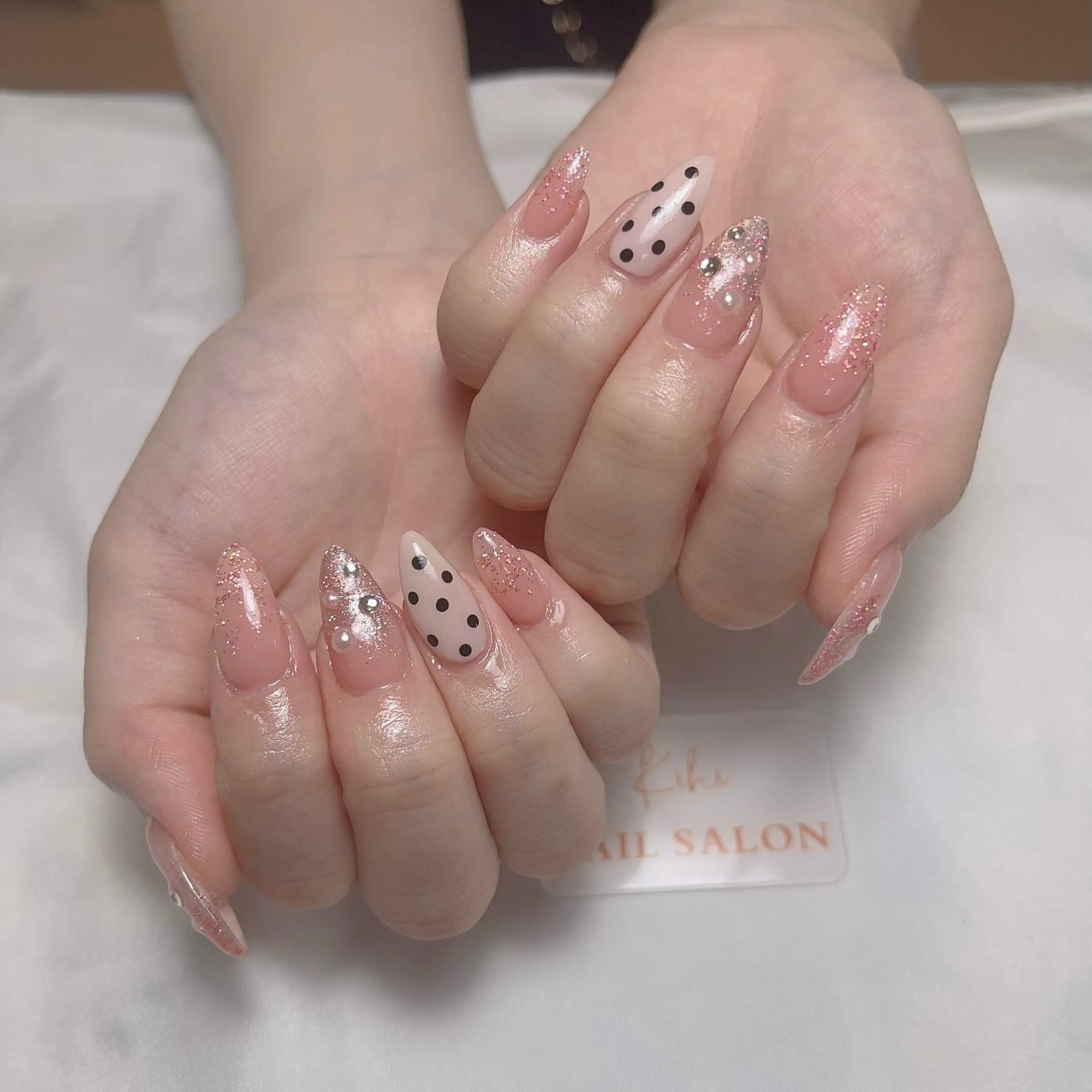 ネイル アートネイル フレンチネイル ジェルネイル グラデーション 韓国ネイル ハンドネイル 💕鈴木ユリ パラジェル/オフ無料のネイルデザイン