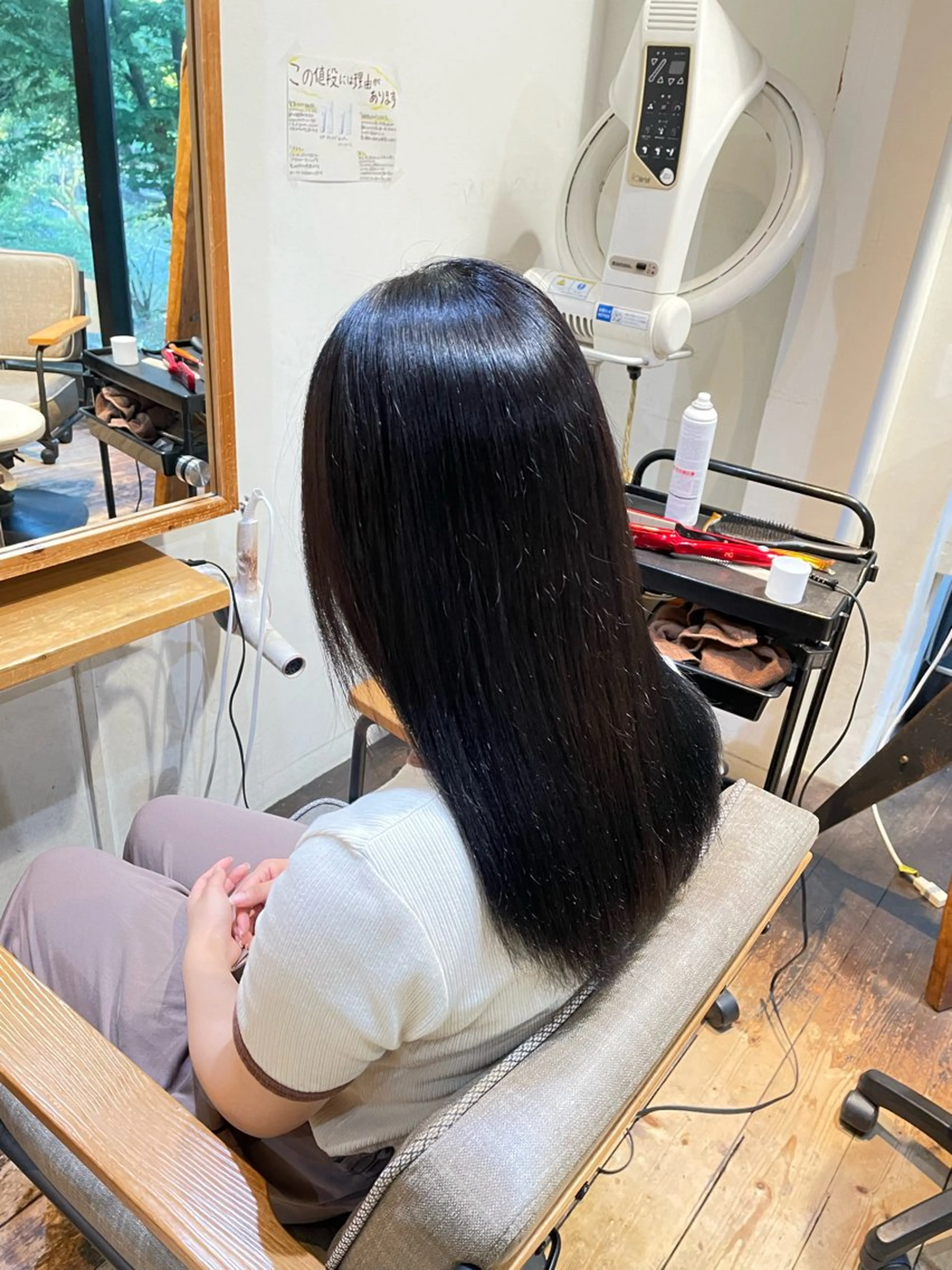 セミロング 脇 麻紘のヘアスタイル