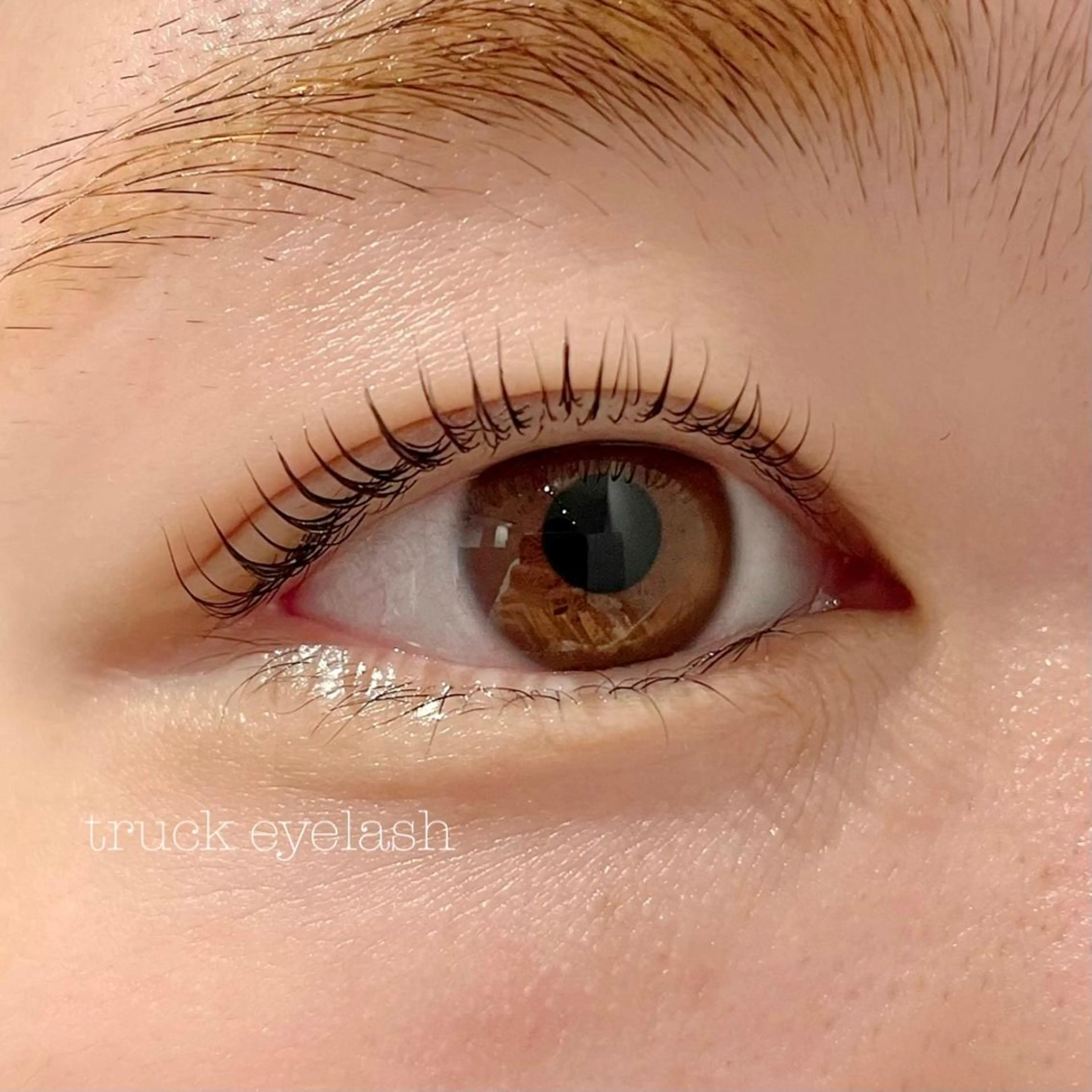 マツエク・マツパ truck阿倍野所属・truck 渡邊 侑季の眉毛・アイブロウイメージ
