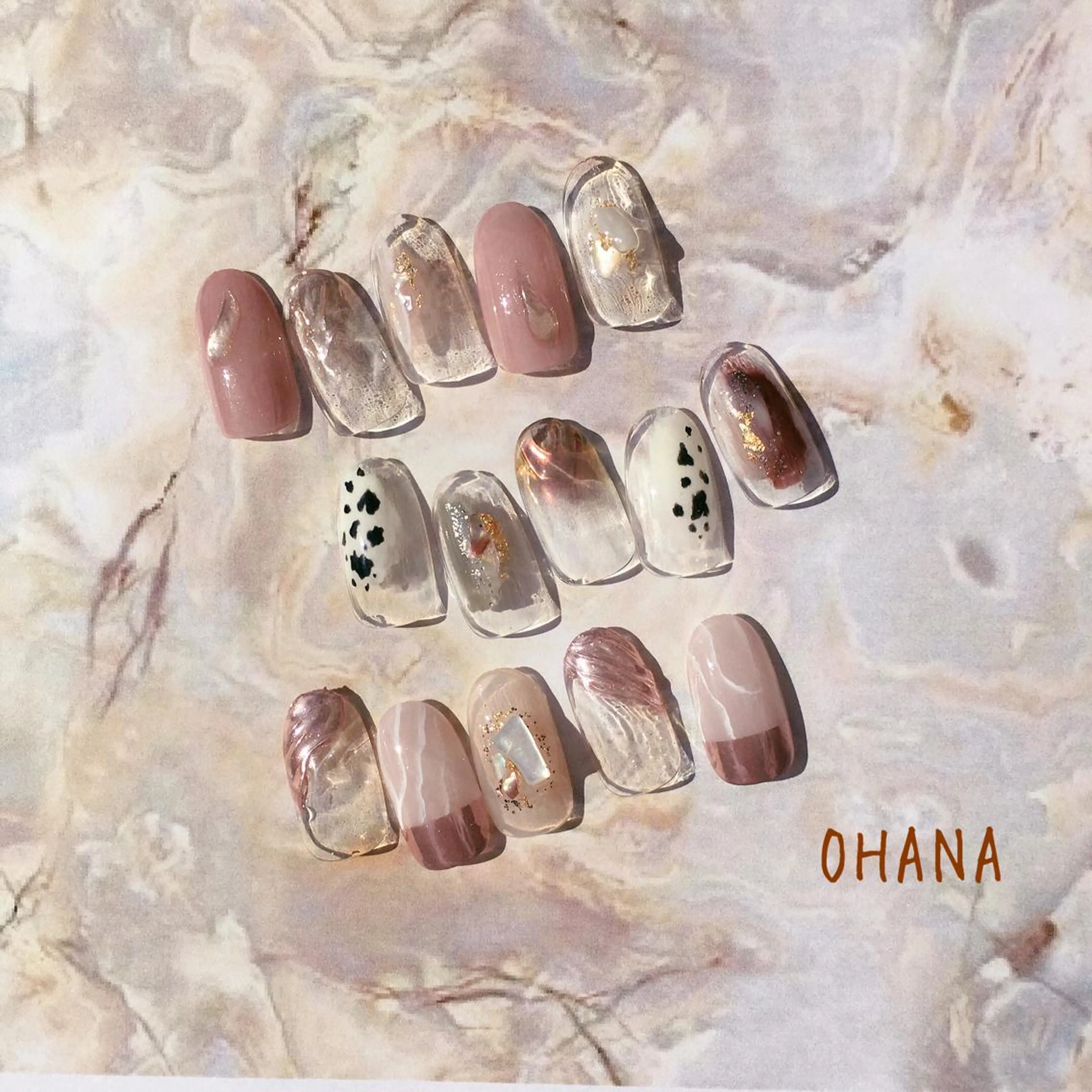 ネイル べっ甲ネイル フットネイル ラメ(グリッター) ラメグラデーション マグネットネイル nailroom  OHANA所属・nailroom OHANA🌴のネイルデザイン