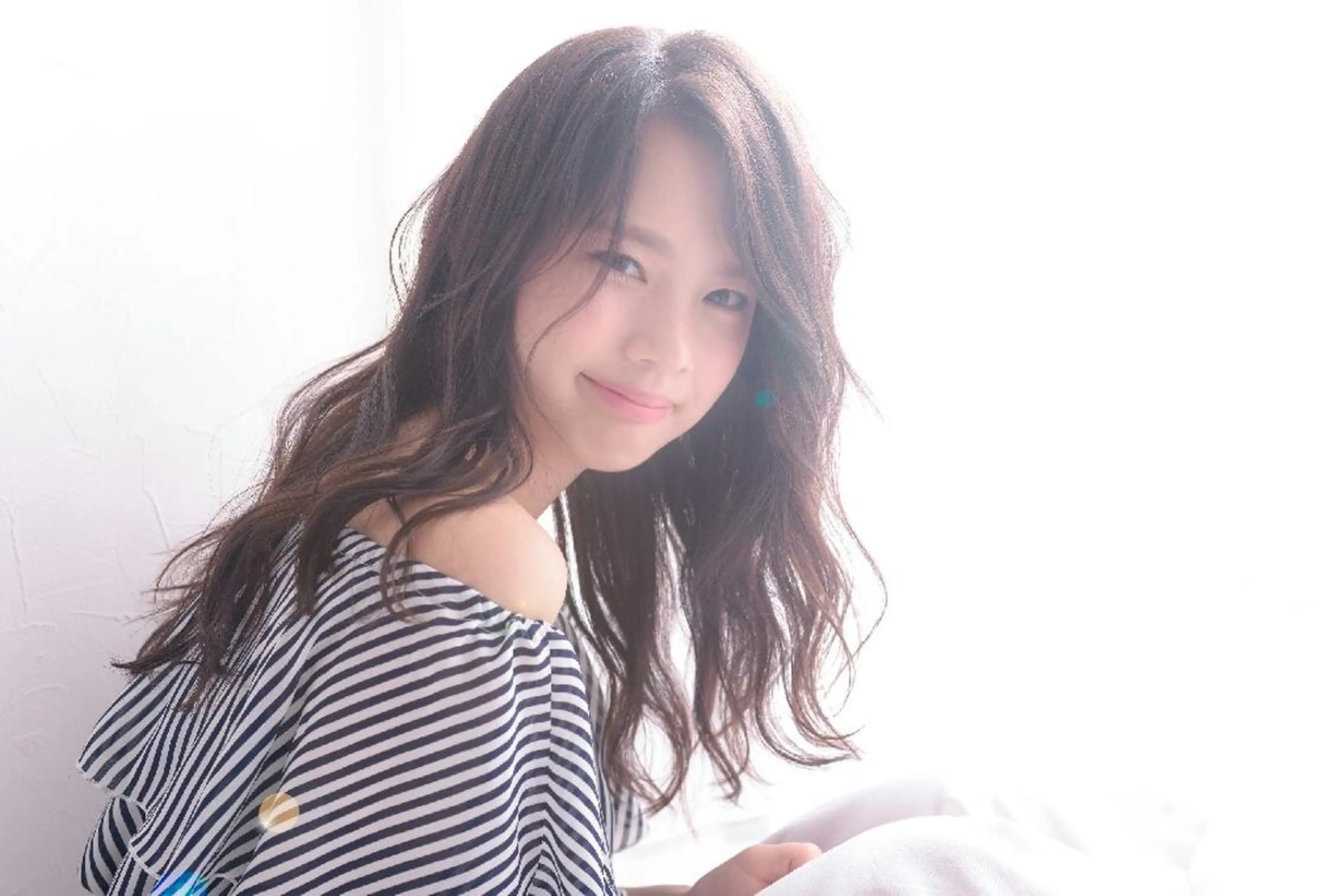 セミロング ミディアム カラー belta 姫路山吹 カラーモデル募集のヘアスタイル