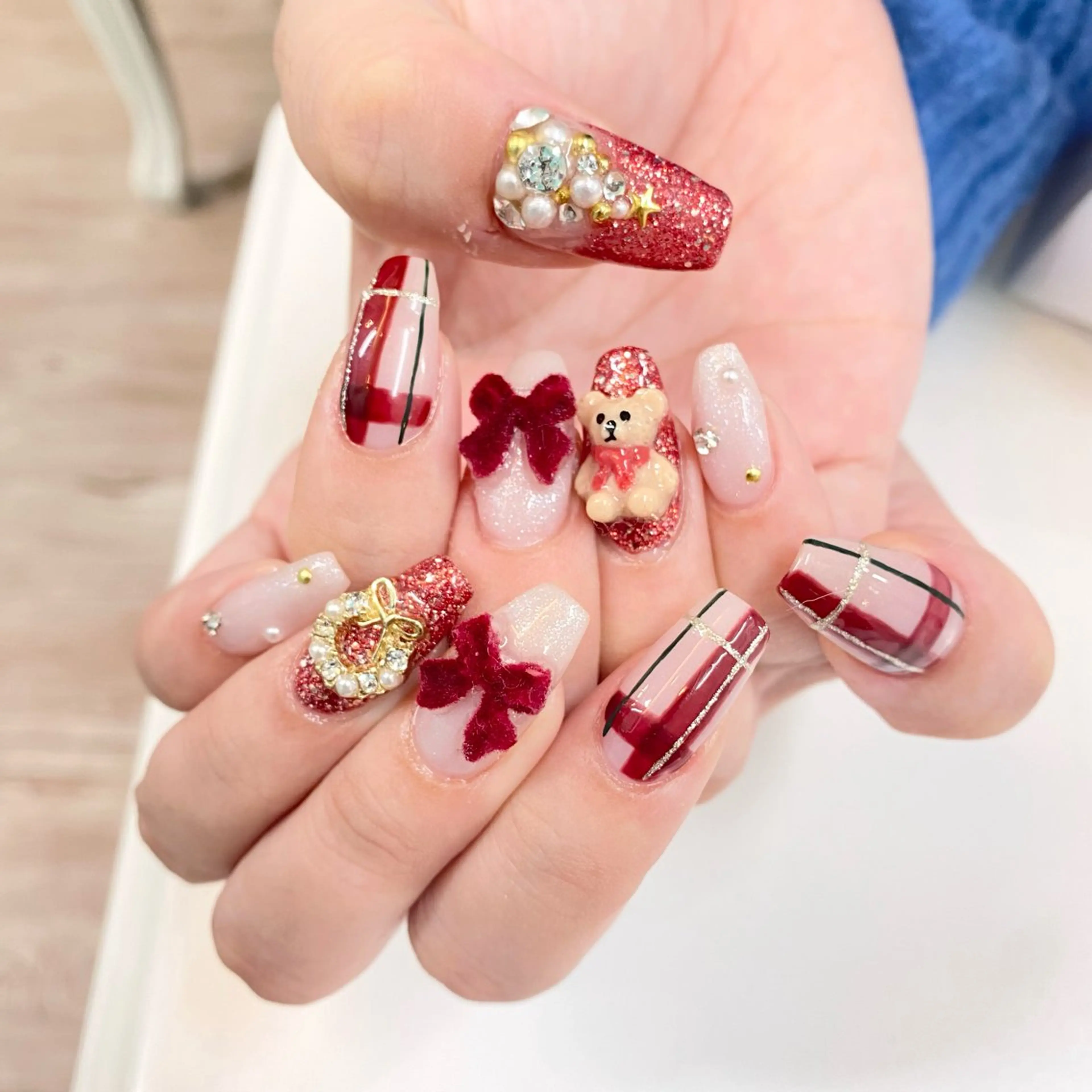 ネイル ハンドネイル Kira-ra所属・Kira-ra💎 KIRARIのネイルデザイン