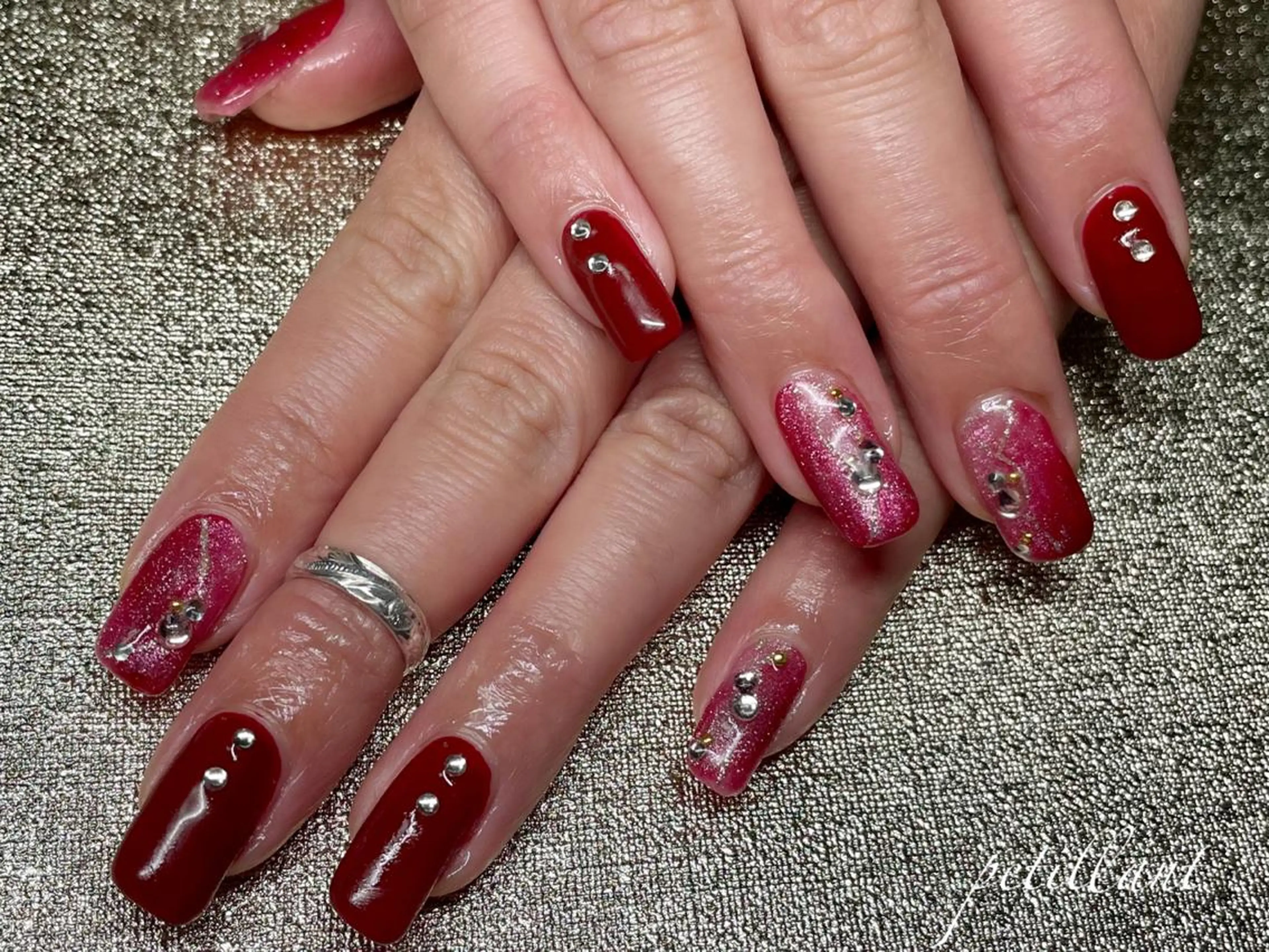 ネイル アートネイル ボルドー 冬ネイル クリスマス petillant所属・nail salon petillantのネイルデザイン