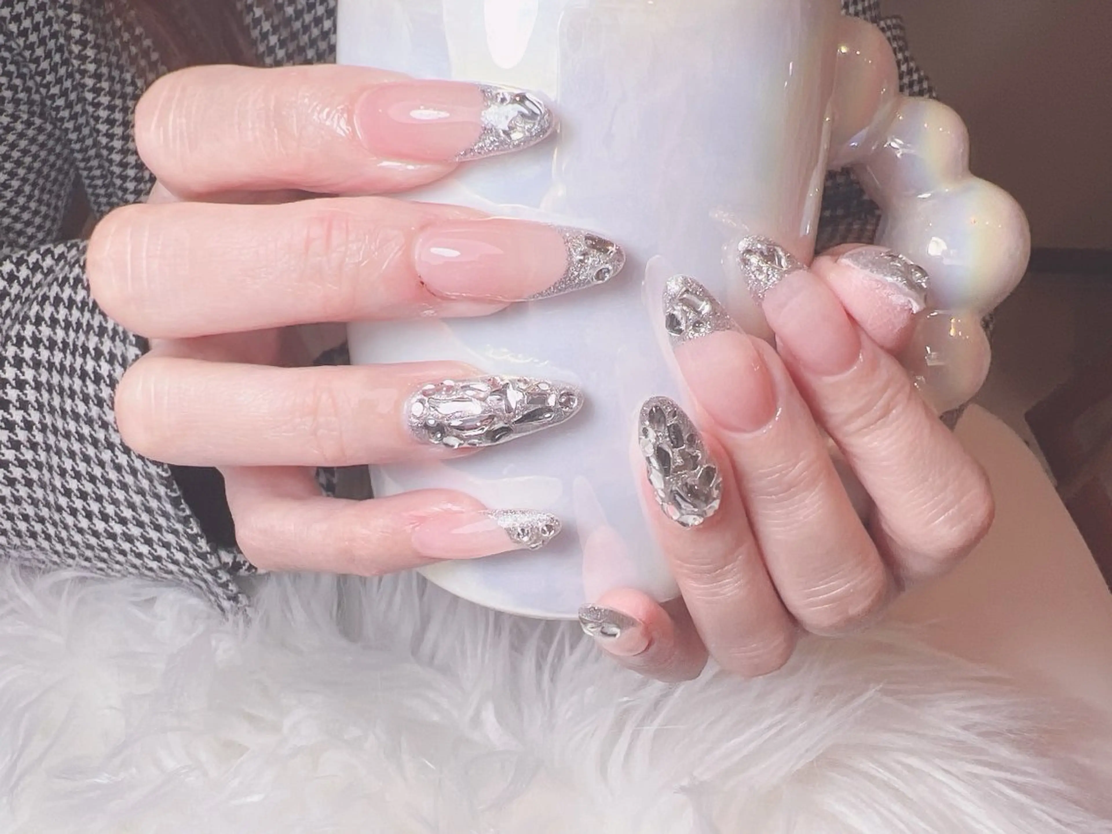 ネイル ユミネイルサロン所属・ユミ ネイルサロンのネイルデザイン