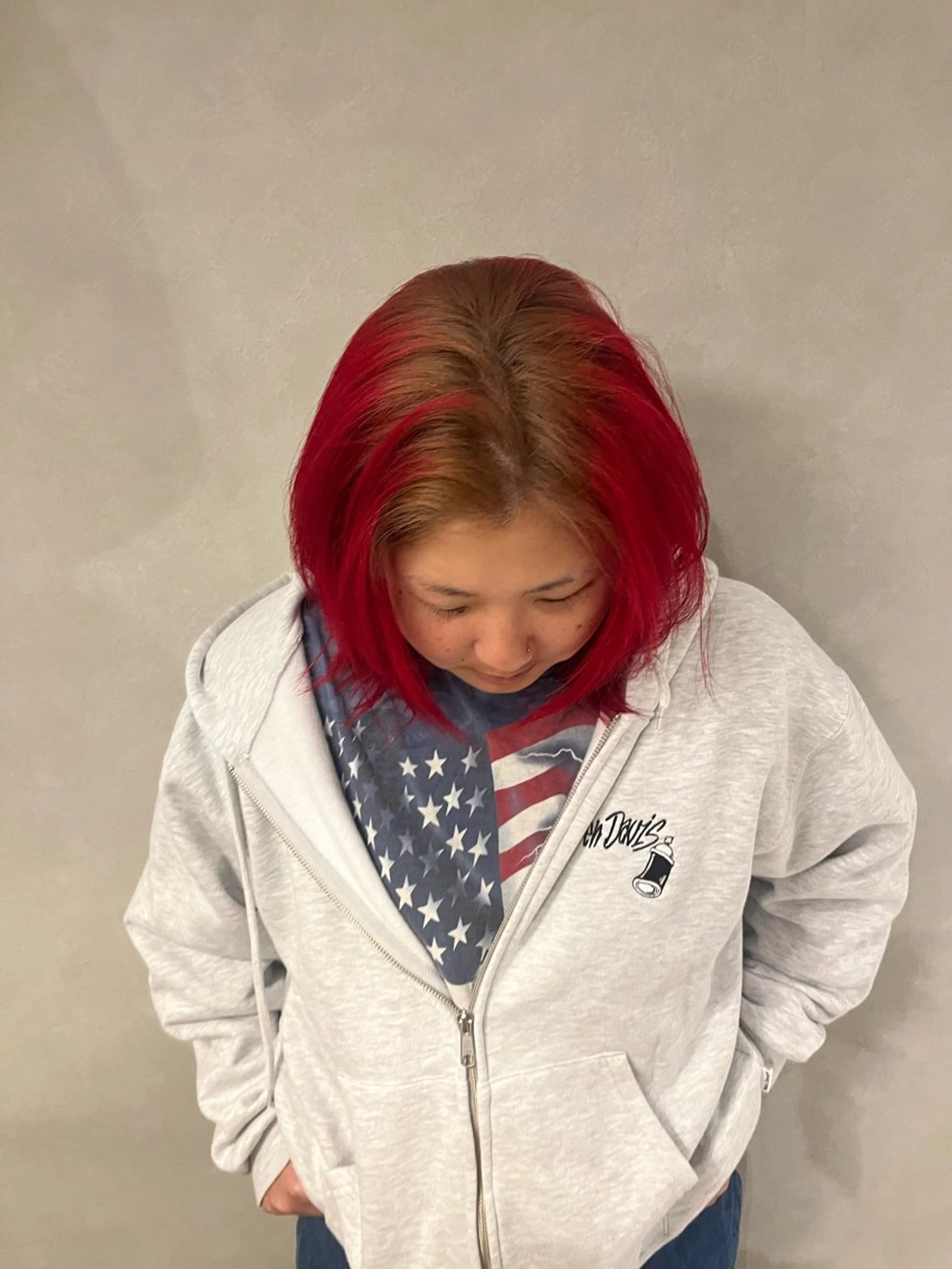 ミディアム 中城 叶子のヘアスタイル