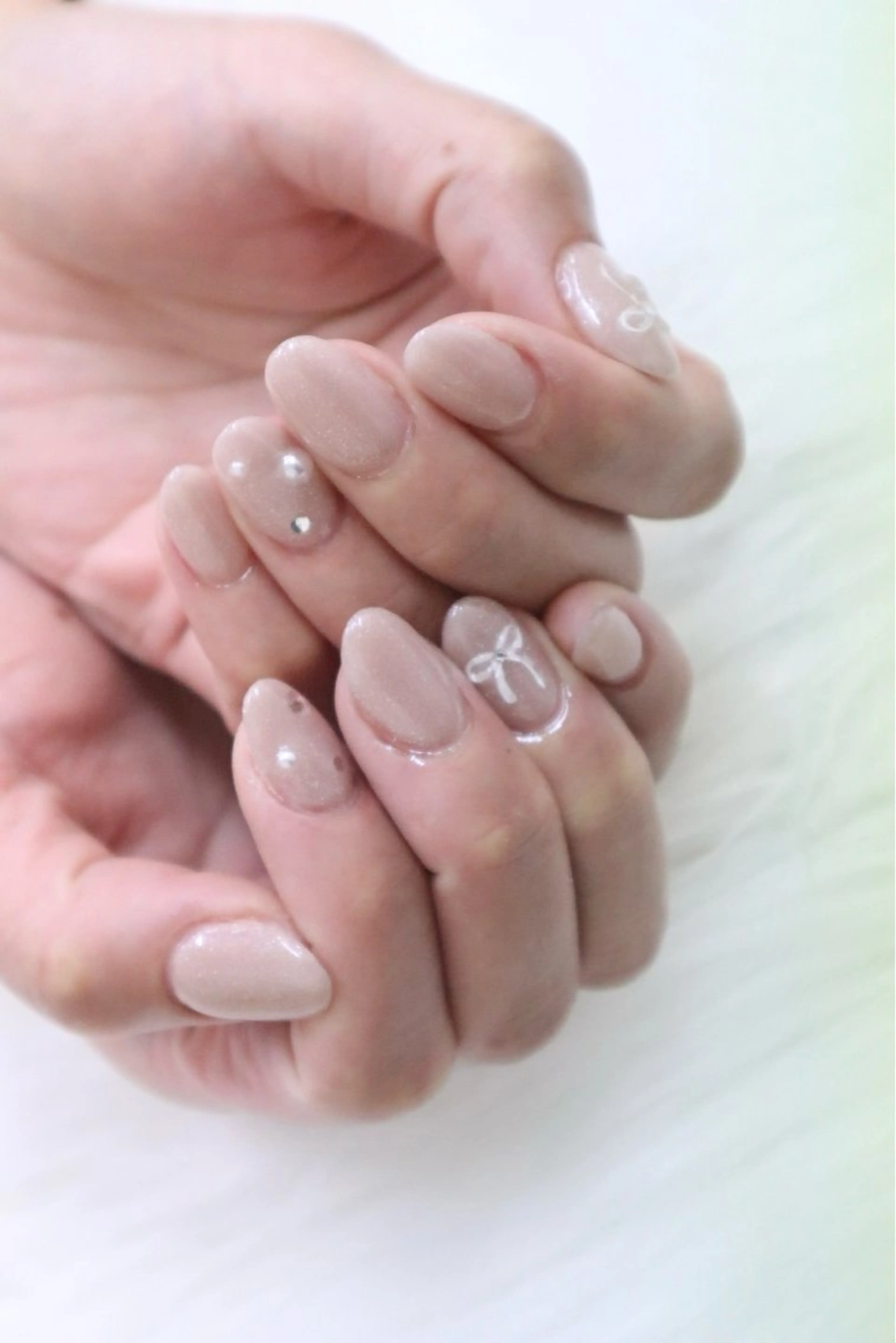 ネイル ハンドネイル カラーズビューティサロン所属・石井 桃子のネイルデザイン