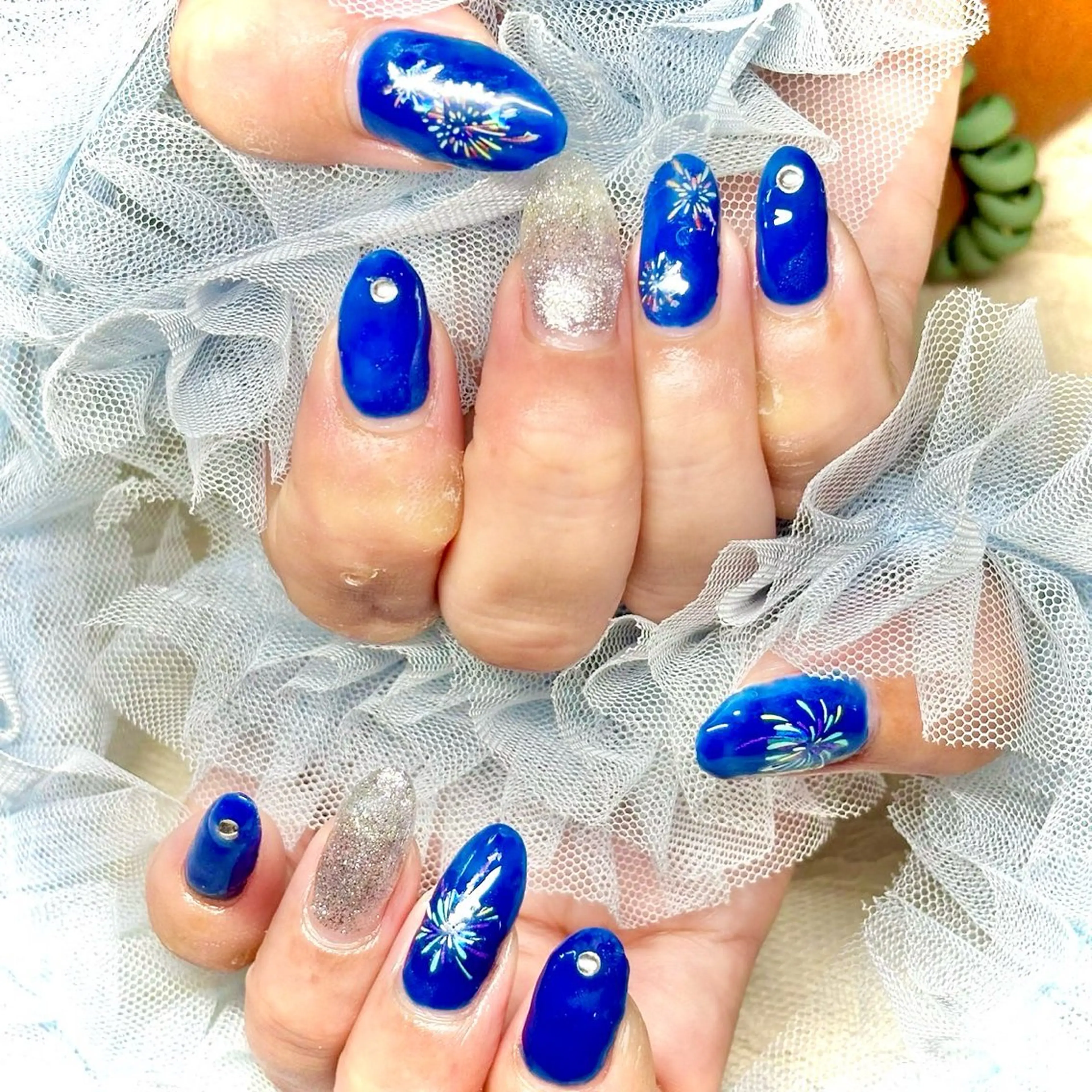 ネイル ブルー 韓国ネイル ラメ(グリッター) 夏ネイル ワンホンネイル miminon 自宅ネイルサロンのネイルデザイン