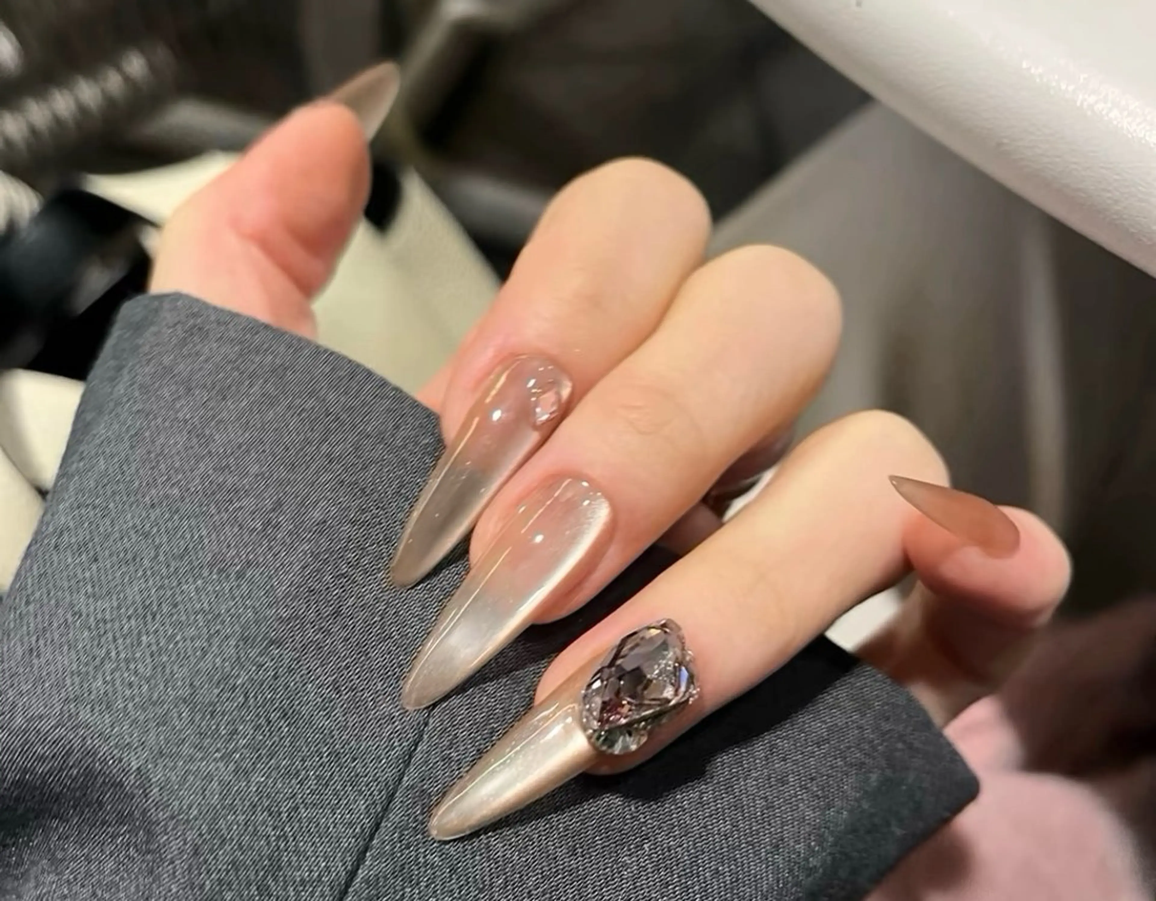 ネイル チークネイル 長さ出し フレンチネイル ガーリー 韓国ネイル sun nail池袋 モデル募集のネイルデザイン