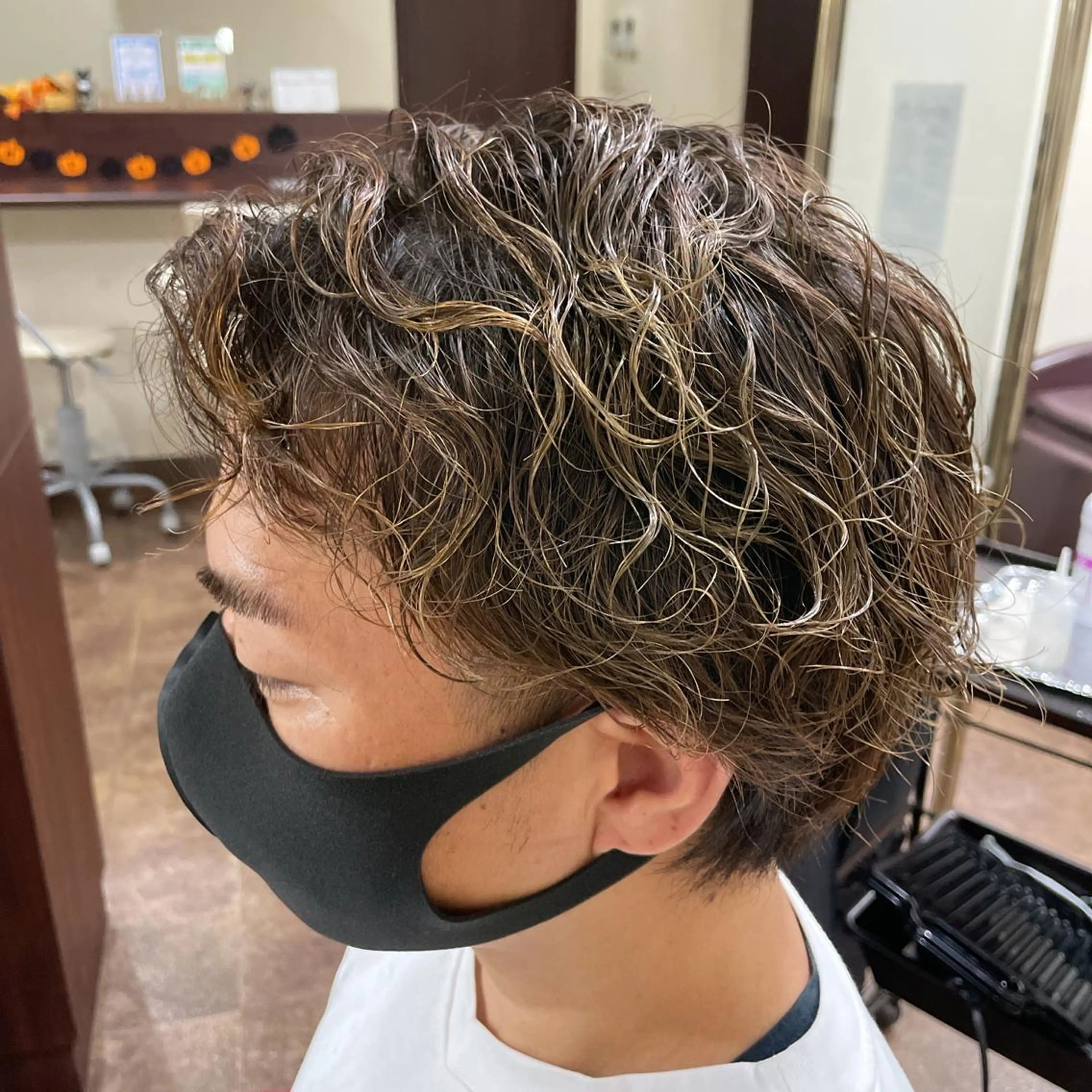 ショート パーマ メンズ コゾノ ミキコのヘアスタイル