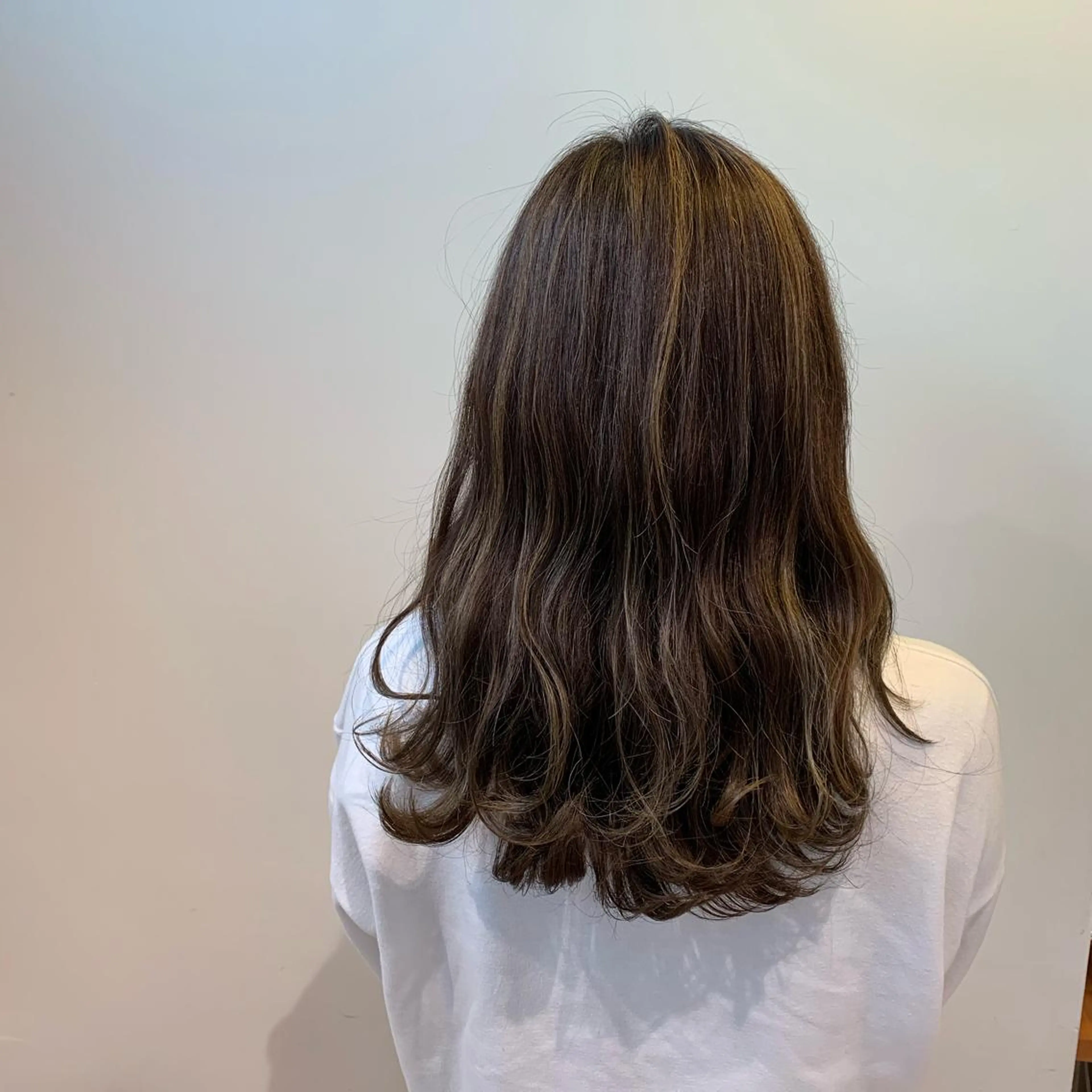 ロング ハイライト ROUTE ルートのヘアスタイル