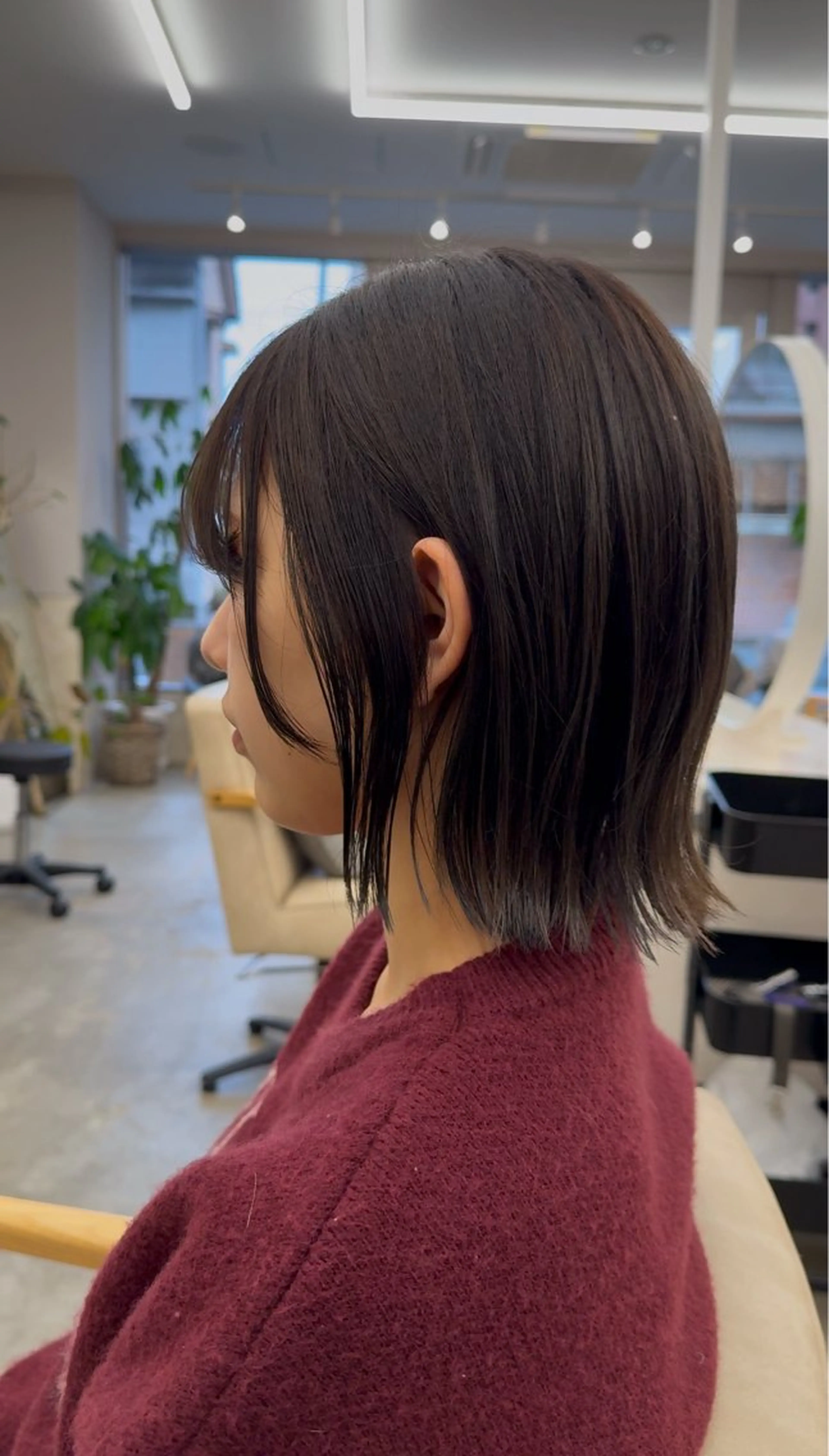 ミディアム 外ハネヘア 松本 雄嗣のヘアスタイル