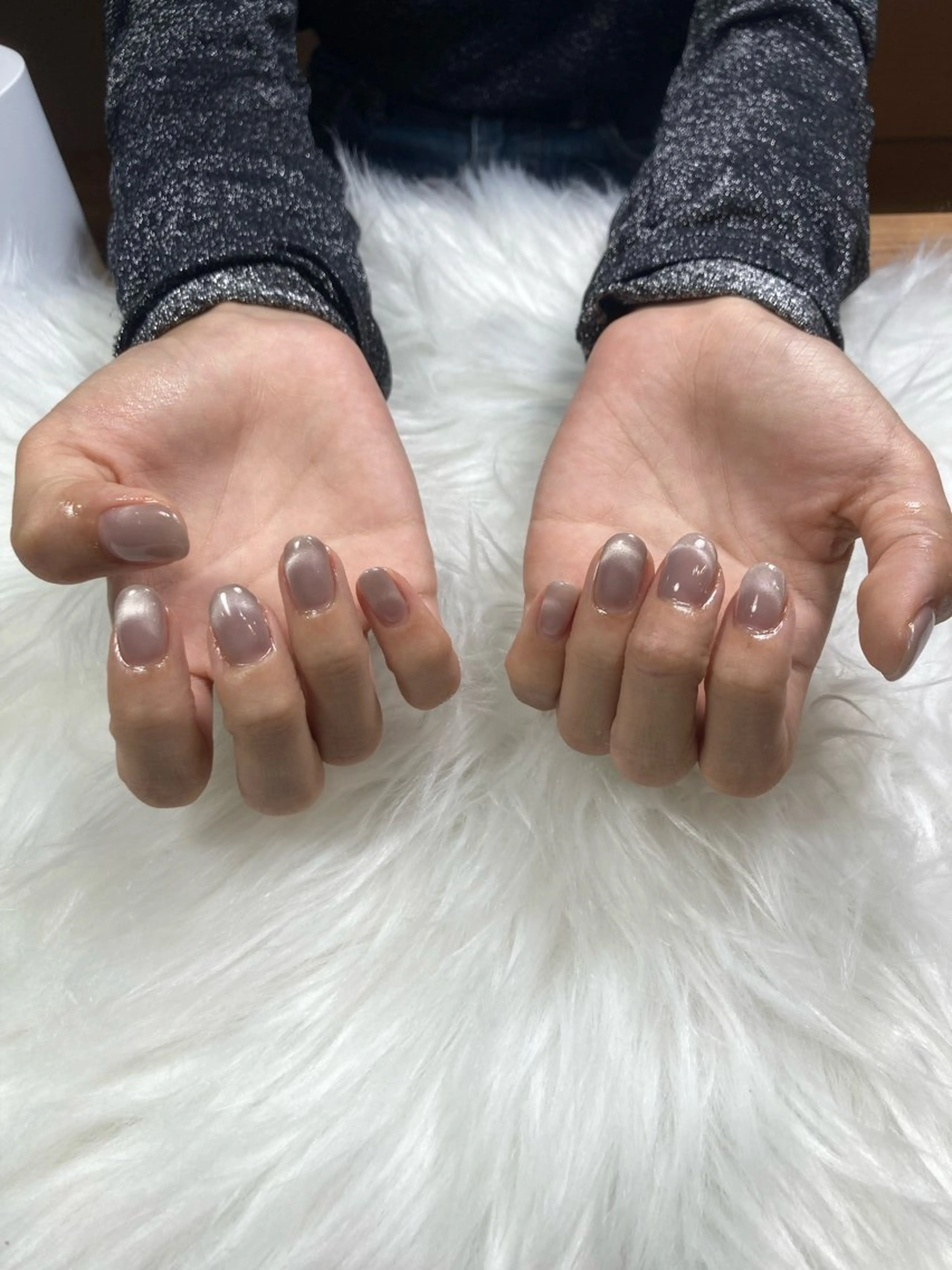 ネイル フレンチネイル マグネットネイル マグネットフレンチ ハンドネイル 🦋Hina🦋 12月予約受付中✨のネイルデザイン