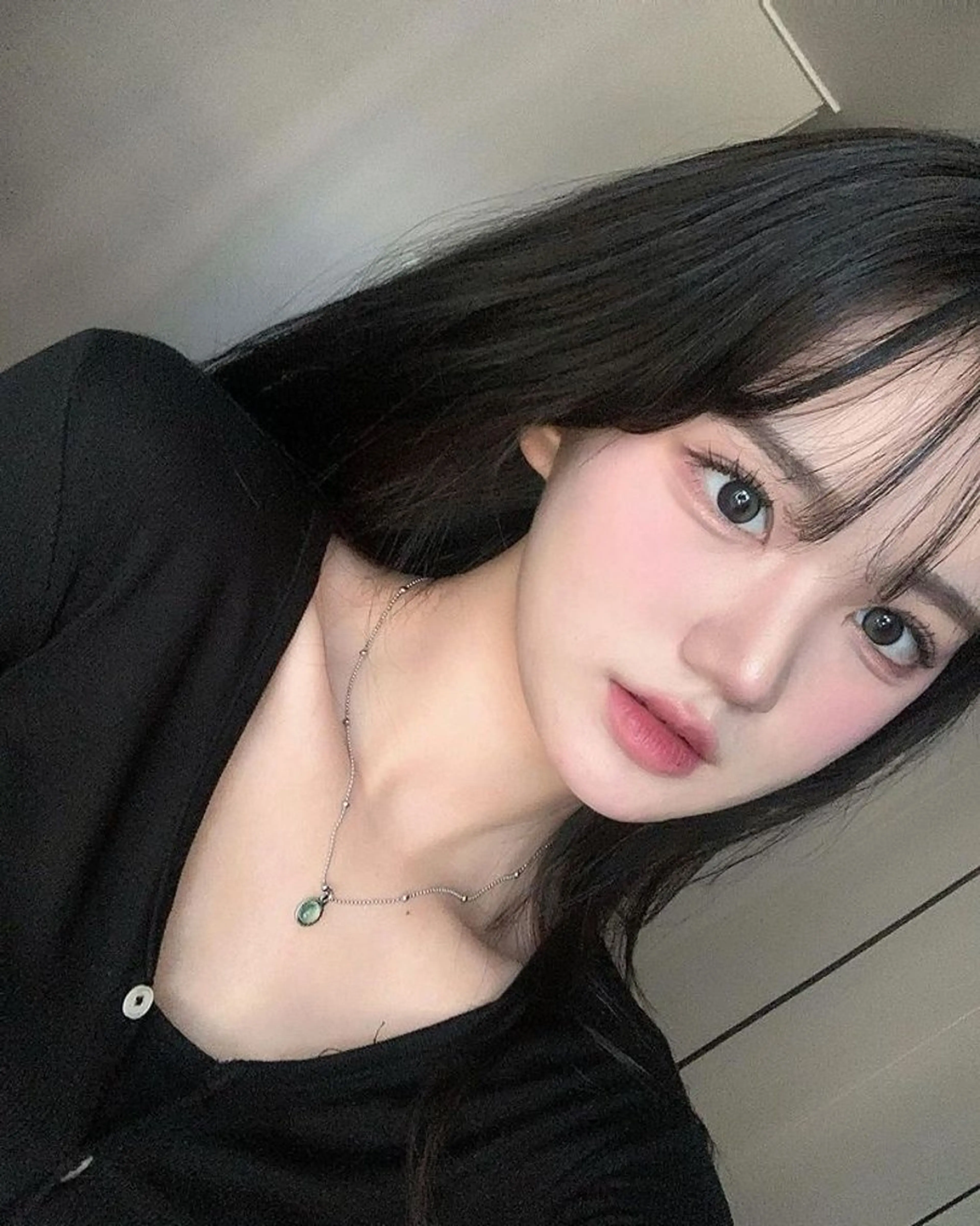 🇰🇷韓国好き必見🇰🇷ブルーブラックやコリアンブラック🇰🇷就活や実習にも対応した暗髪に🇰🇷ワンカラー🤍の写真