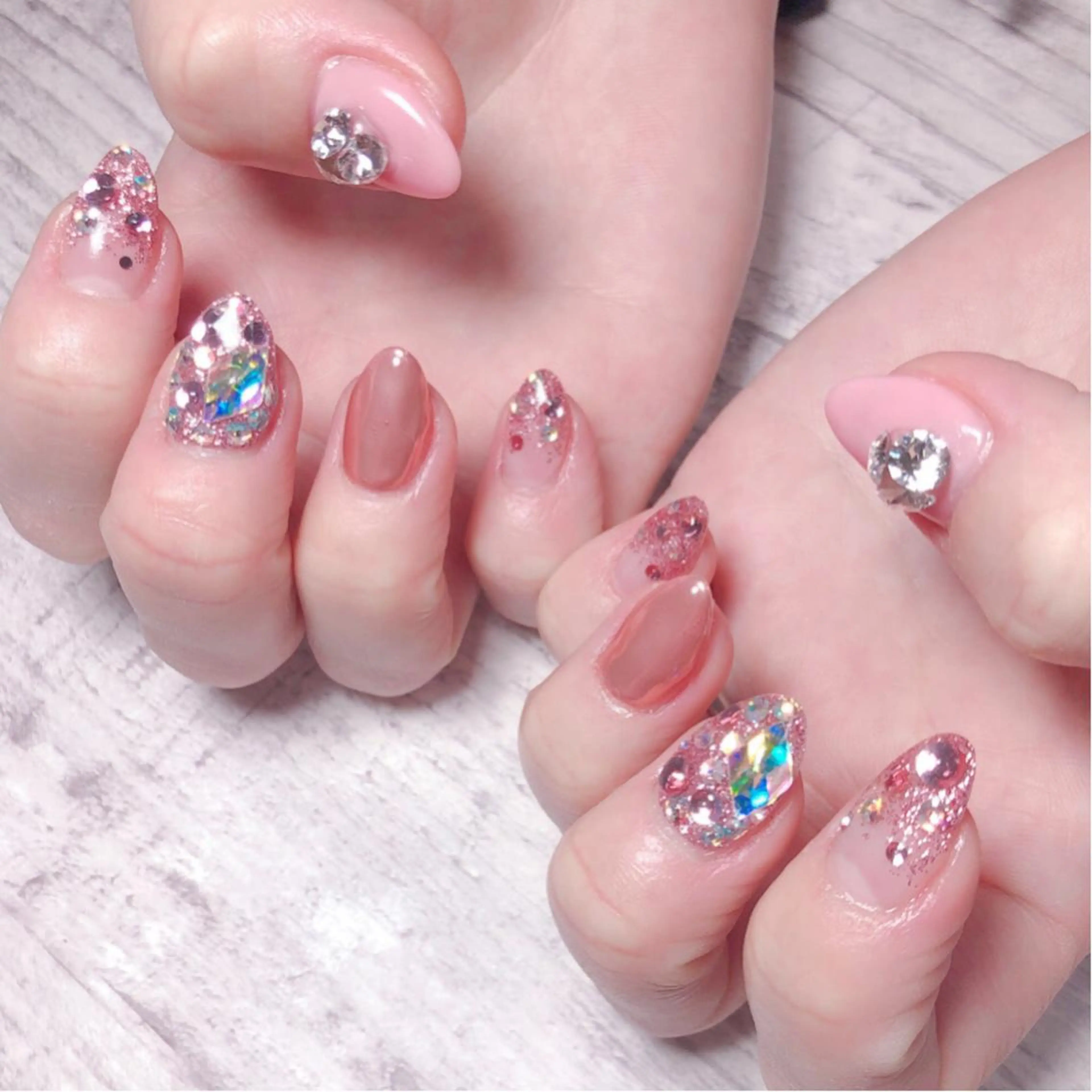 ネイル 個室ネイルサロンDolly Girl〜ドーリーガール〜所属・DollyGirl KYOKOのネイルデザイン