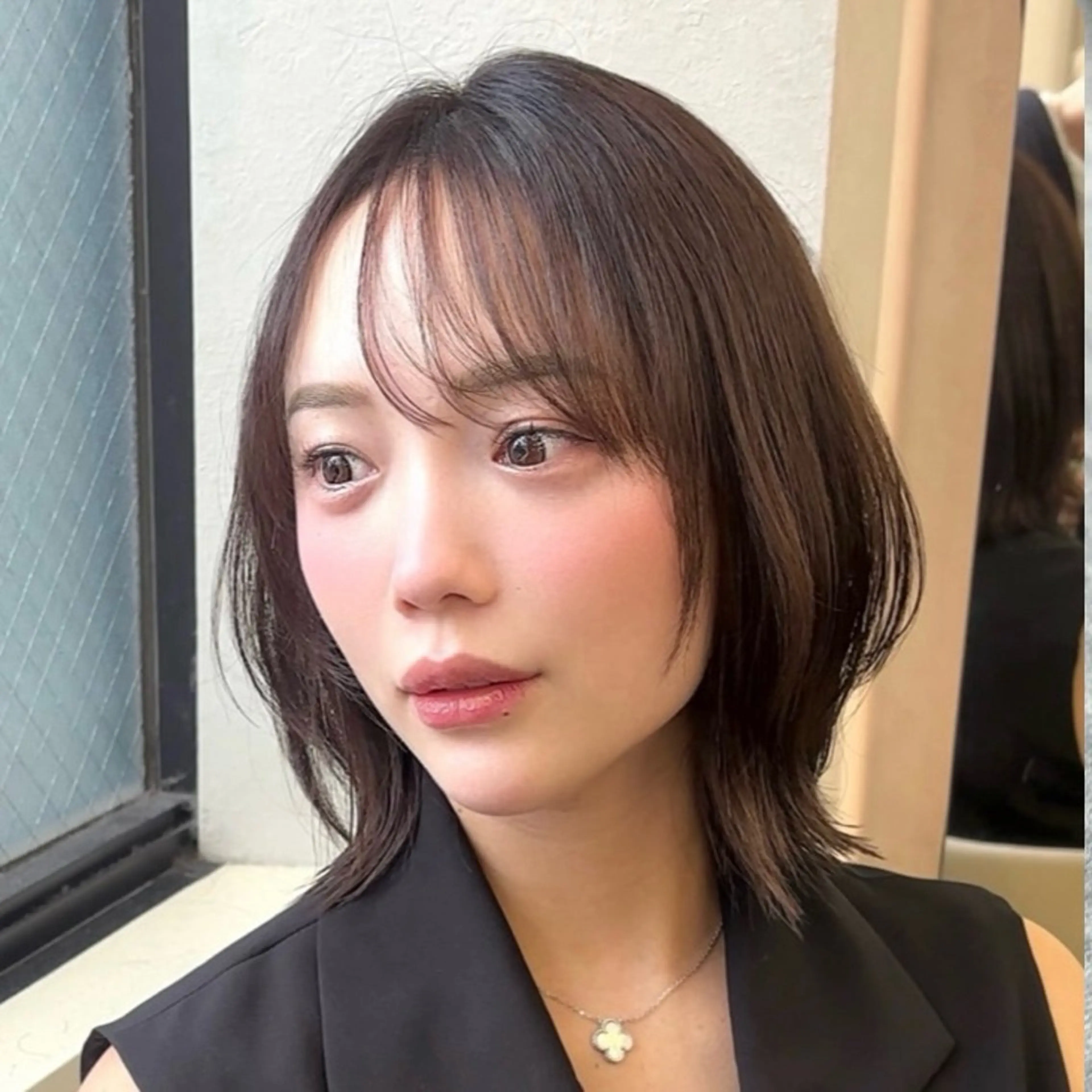 ミディアム カラー ショートボブ ダブルカラー ボブ 髪質改善 カット ボブ×透明感カラー ウメダナオヤのヘアスタイル