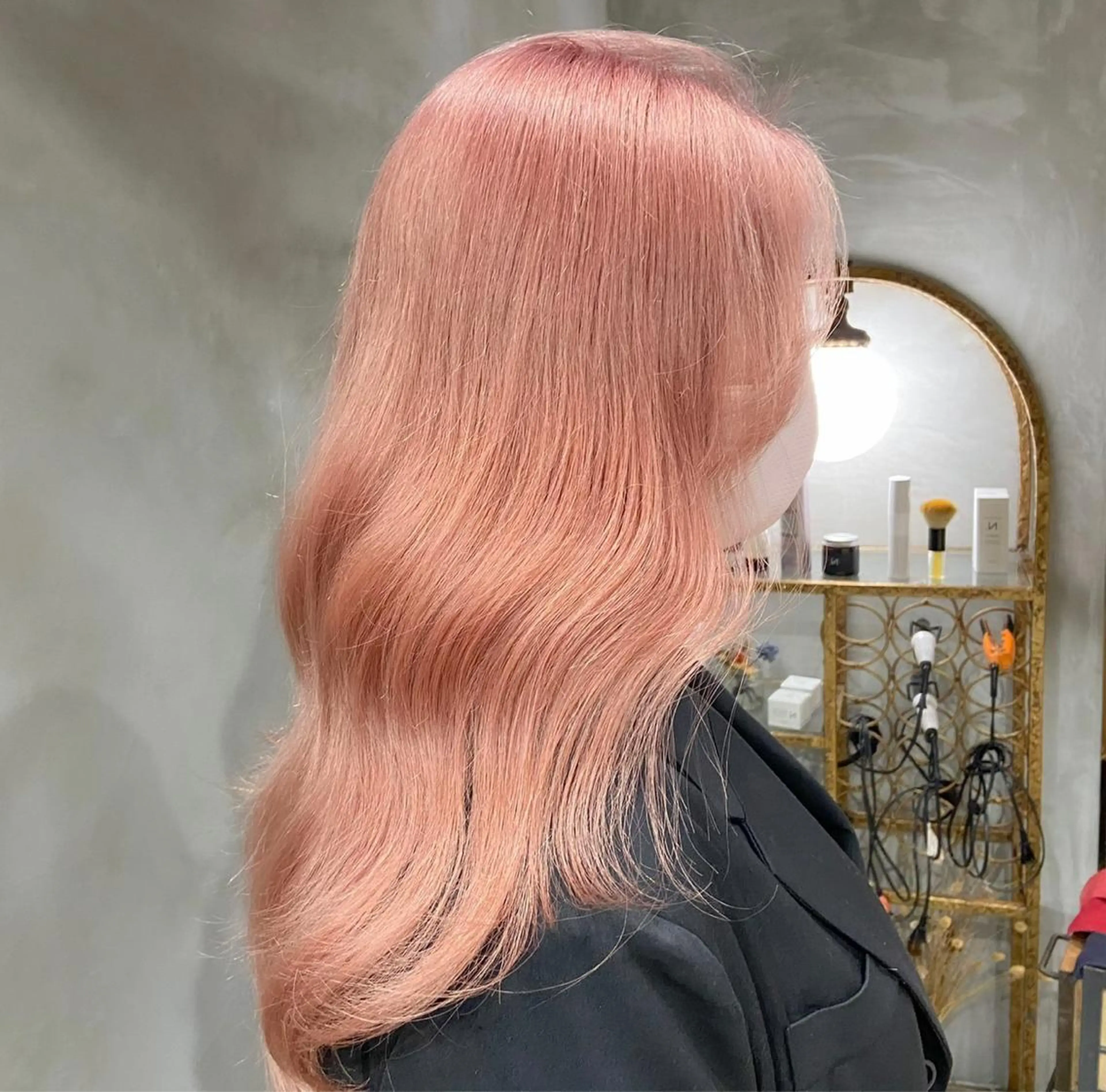 ロング カラー ハイトーンカラー オレンジ ピンクカラー spooopy所属・🕊大垣 めぐみ🕊のヘアスタイル