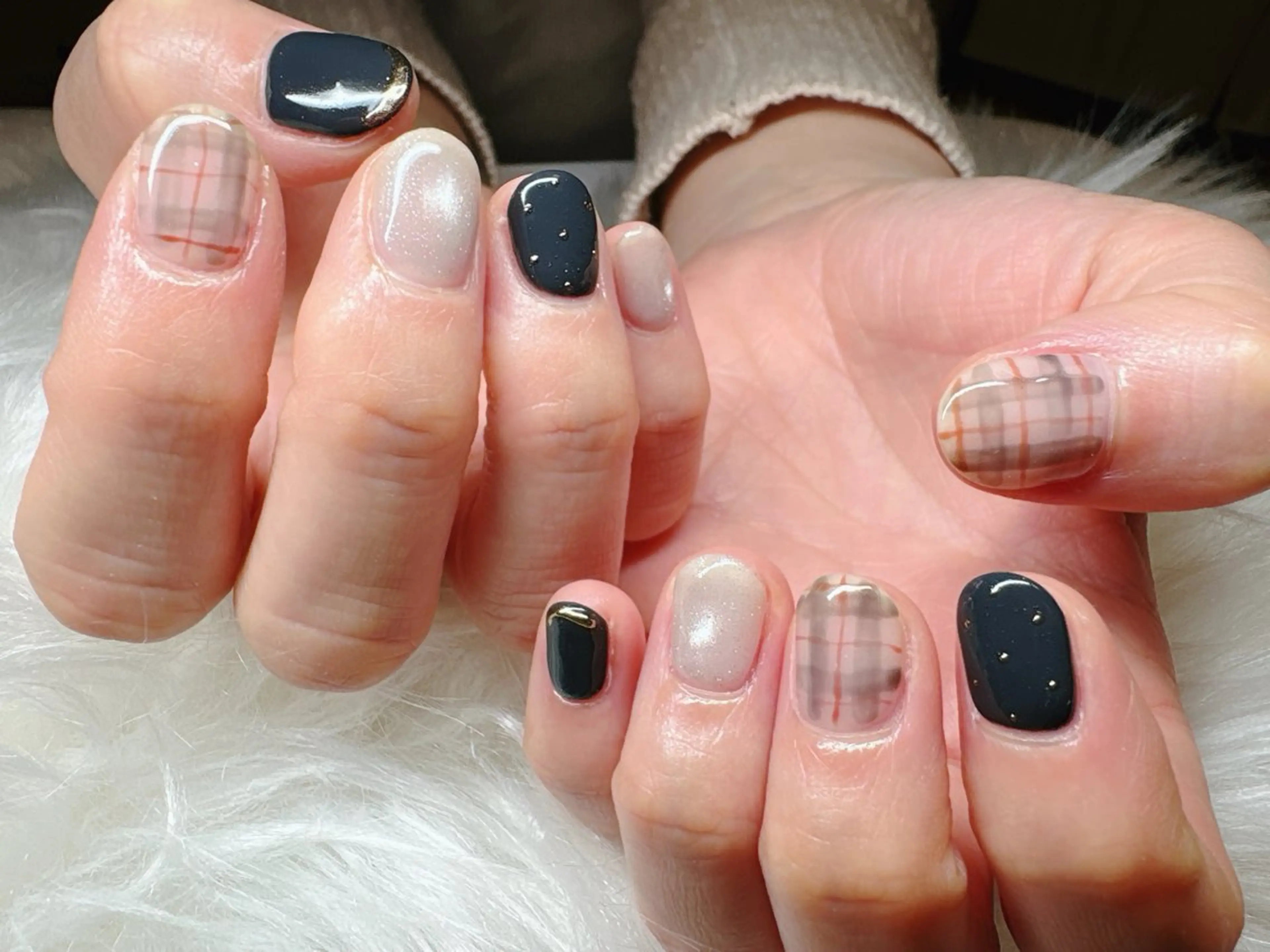 ネイル ECLAT エクラ所属・寺山 千鶴のネイルデザイン