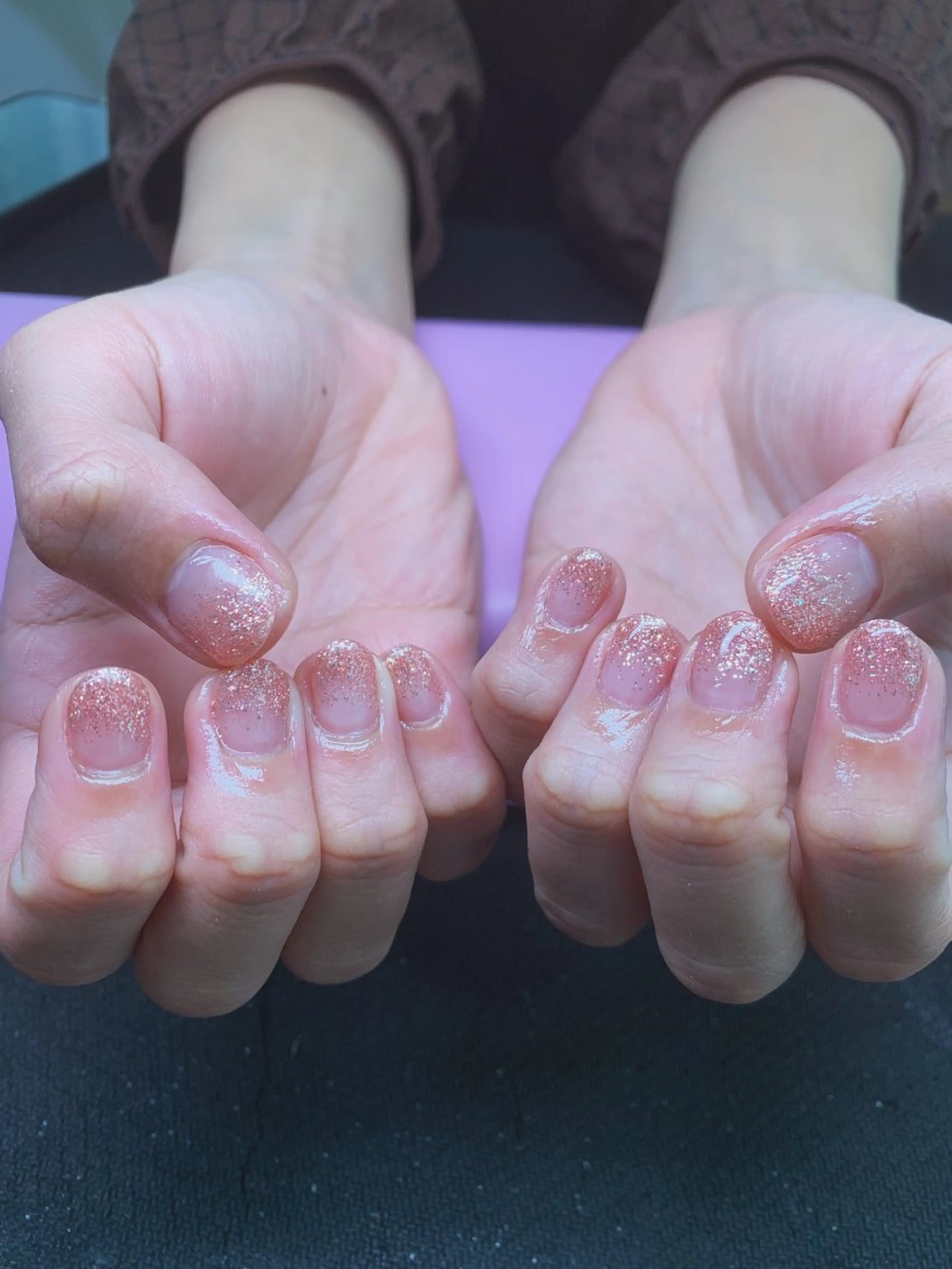 ネイル ラメ(グリッター) ラメグラデーション mana_momo_nail所属・百谷 このみのネイルデザイン