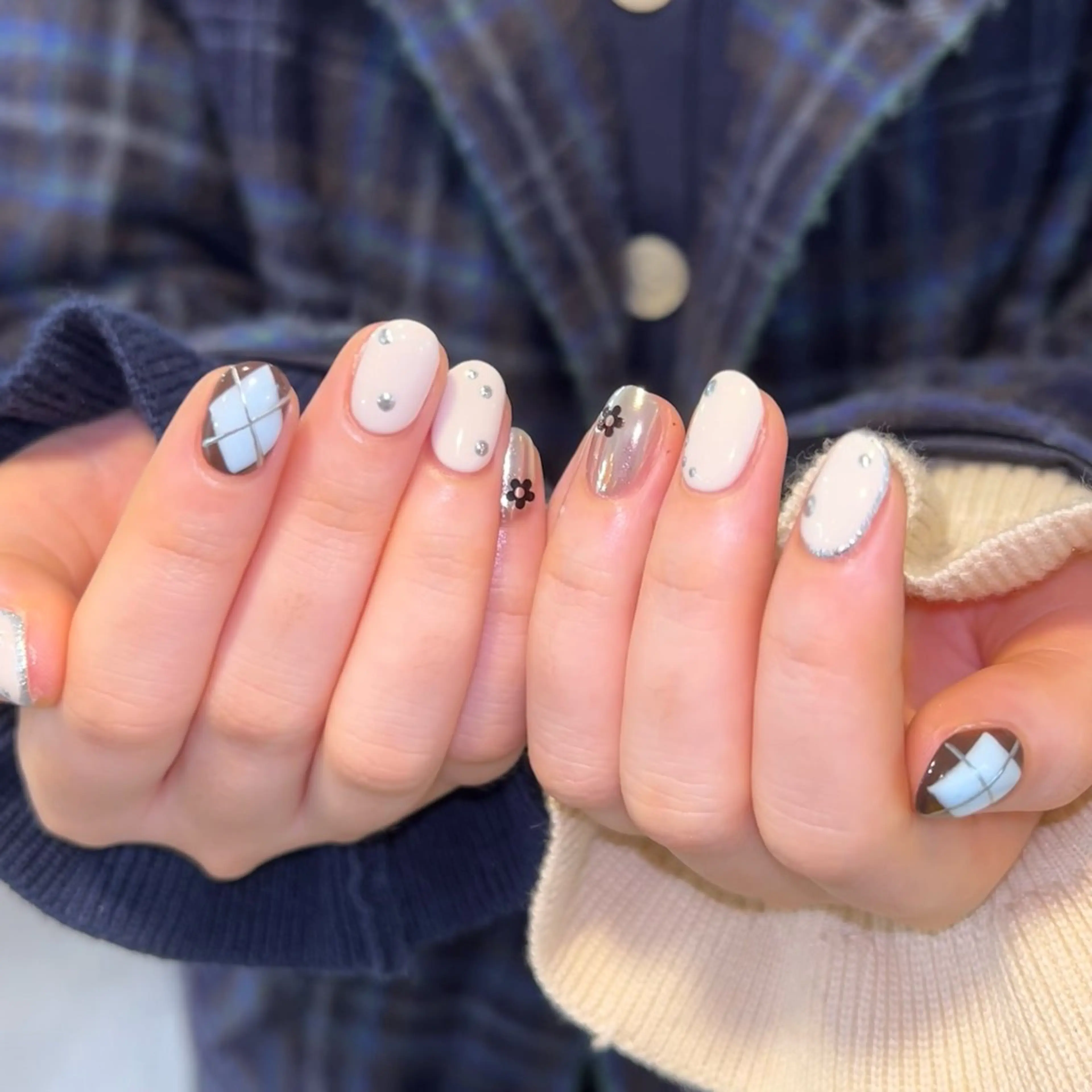 【オフ有】おまかせデザイン🎼🤍の写真