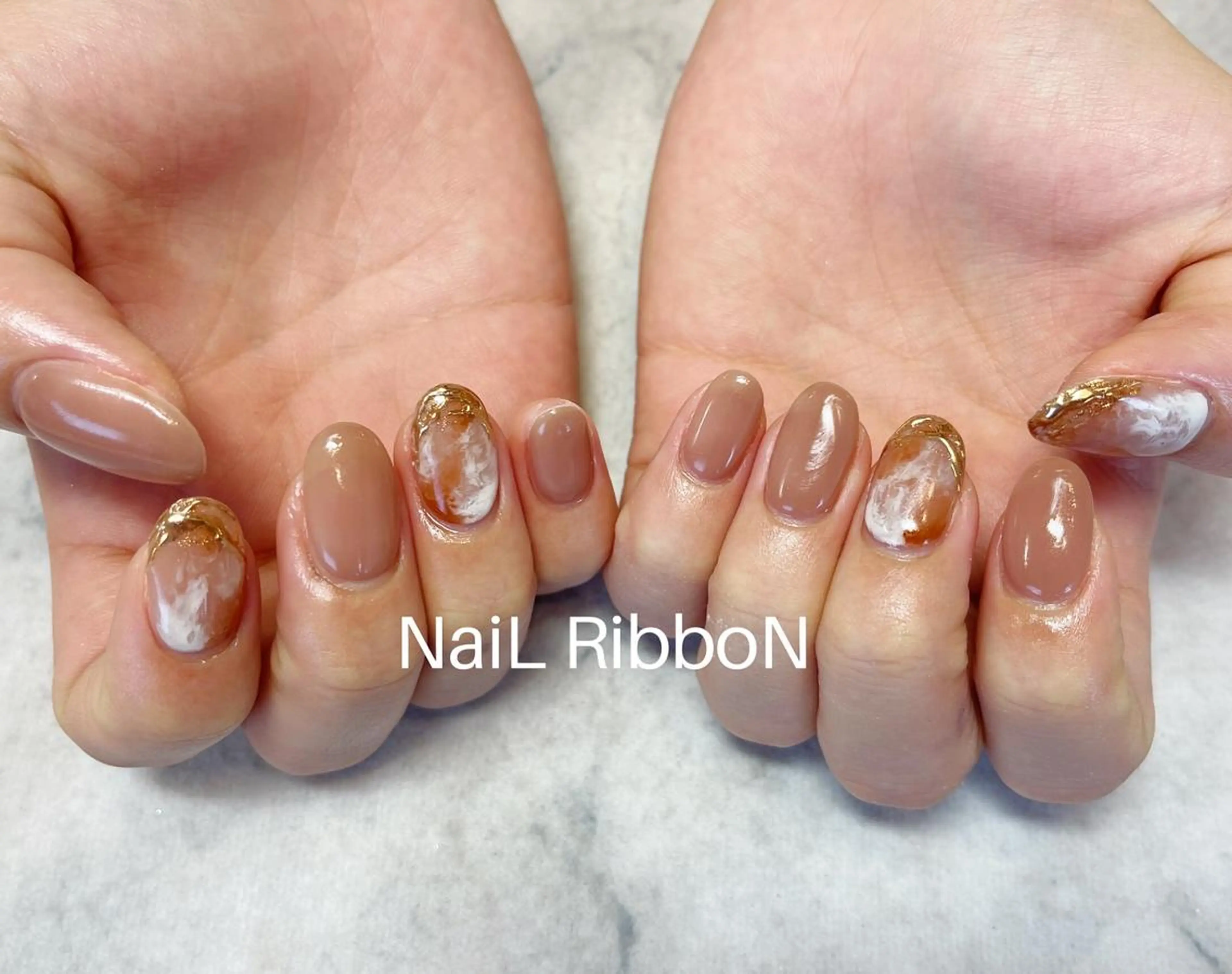 ネイル ネイルリボン 受付スタッフのネイルデザイン