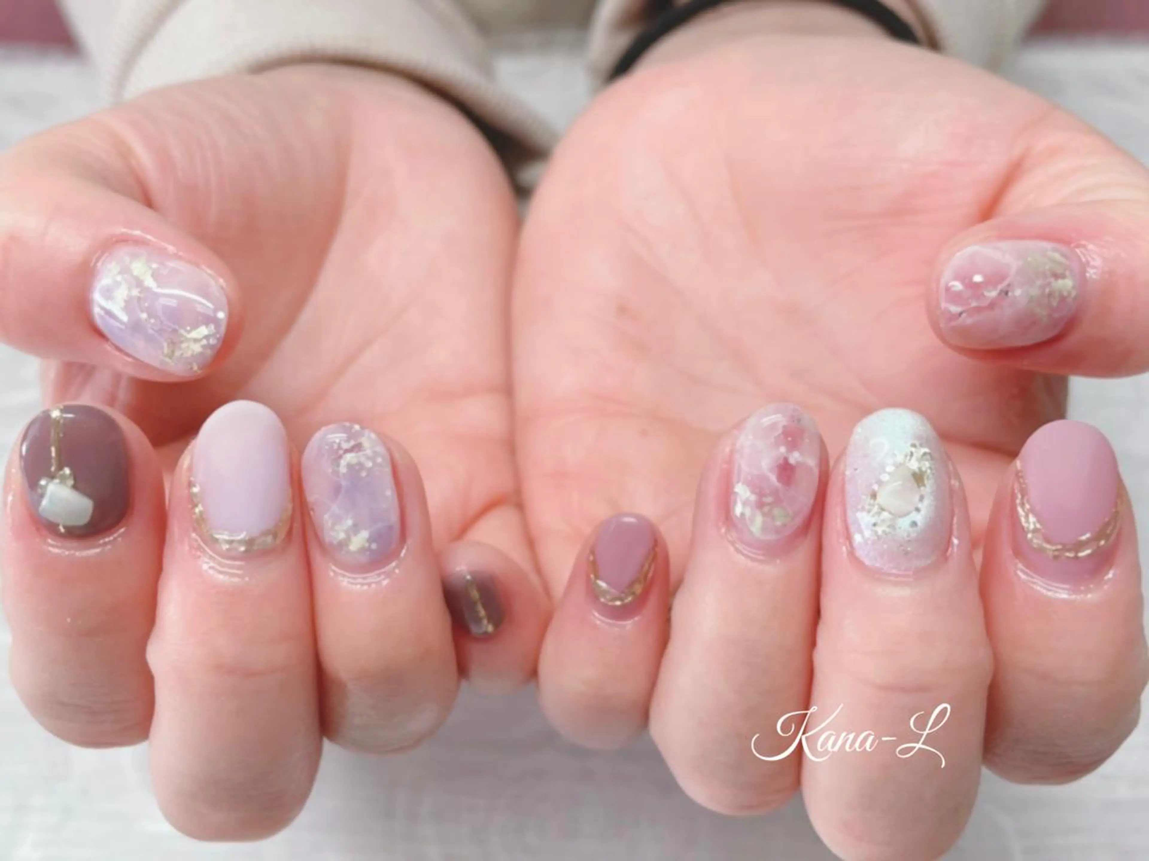 カラー ネイル ピンクカラー ニュアンスネイル ピンク 芦辺 香奈のネイルデザイン