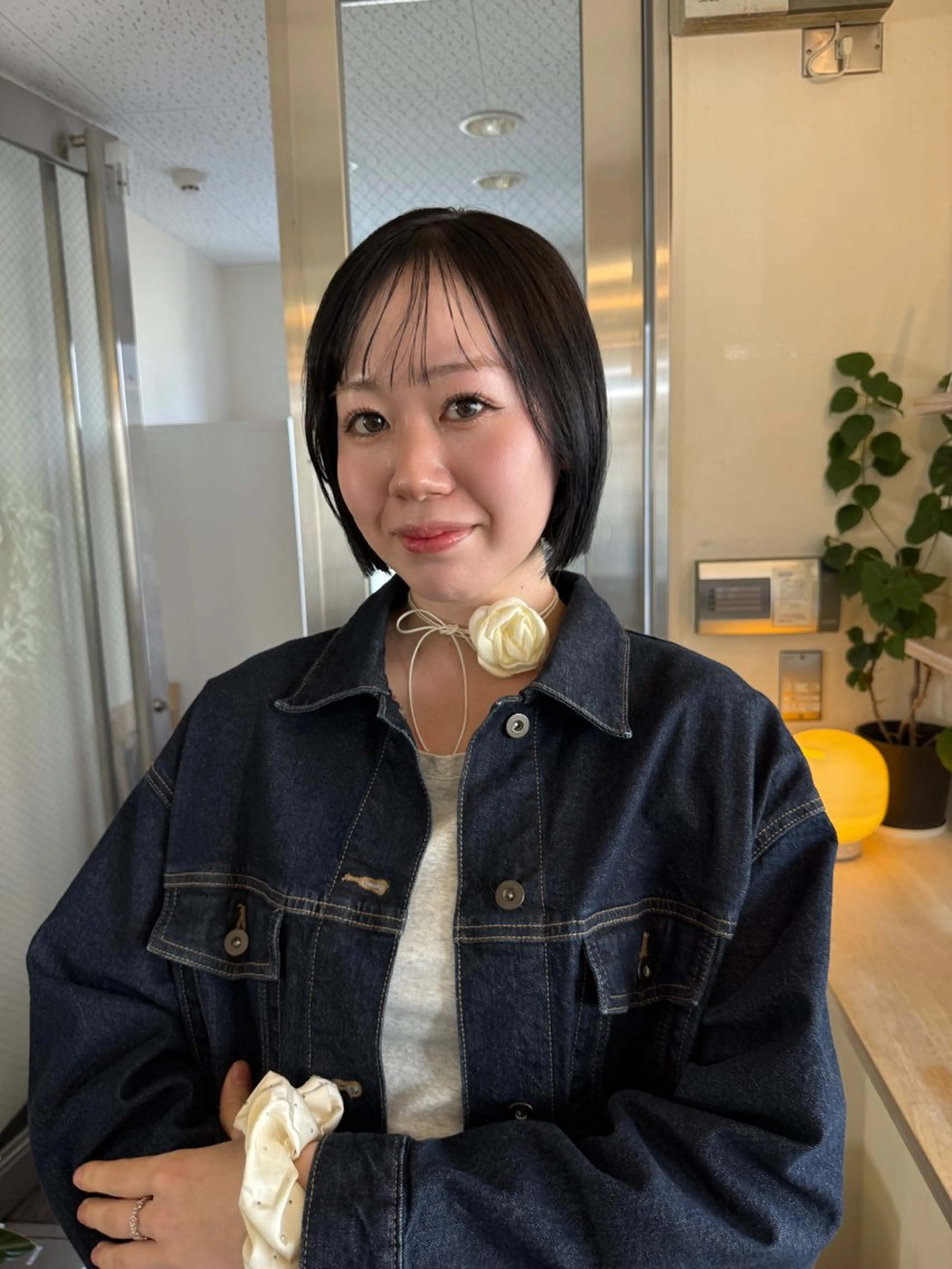 ショート ヘアカラー Maho/海外 レイヤー/ハイトーンのヘアスタイル