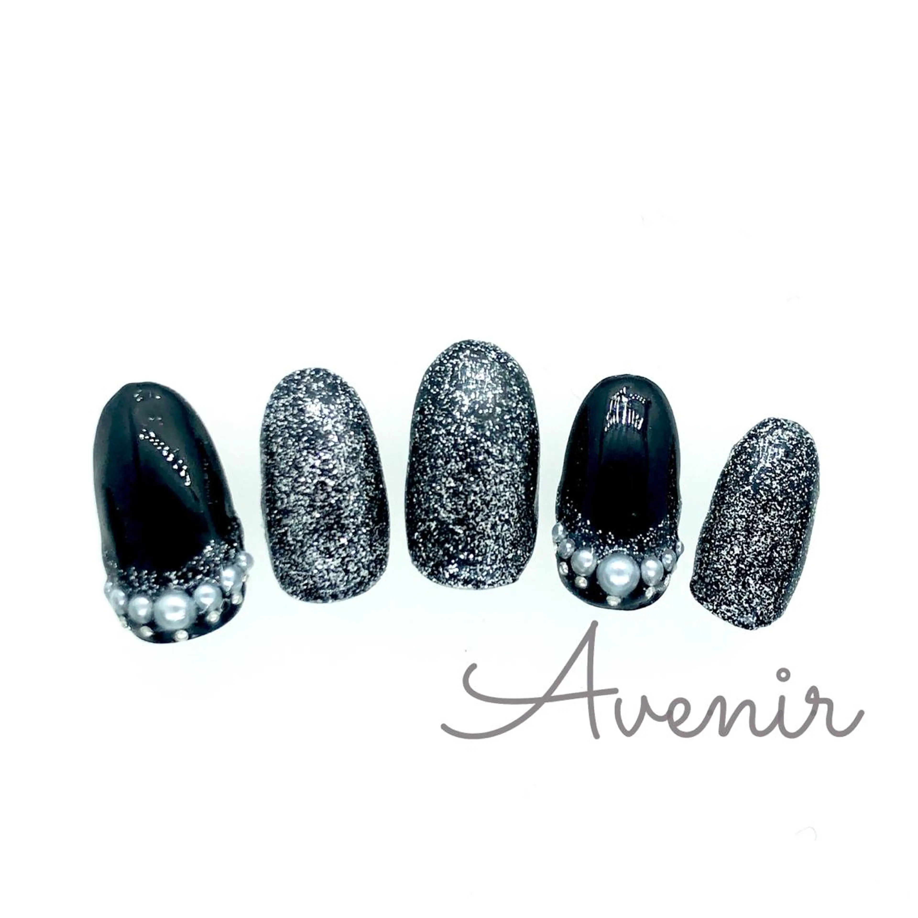 ネイル Avenir 表参道 nail＆eye予約のネイルデザイン